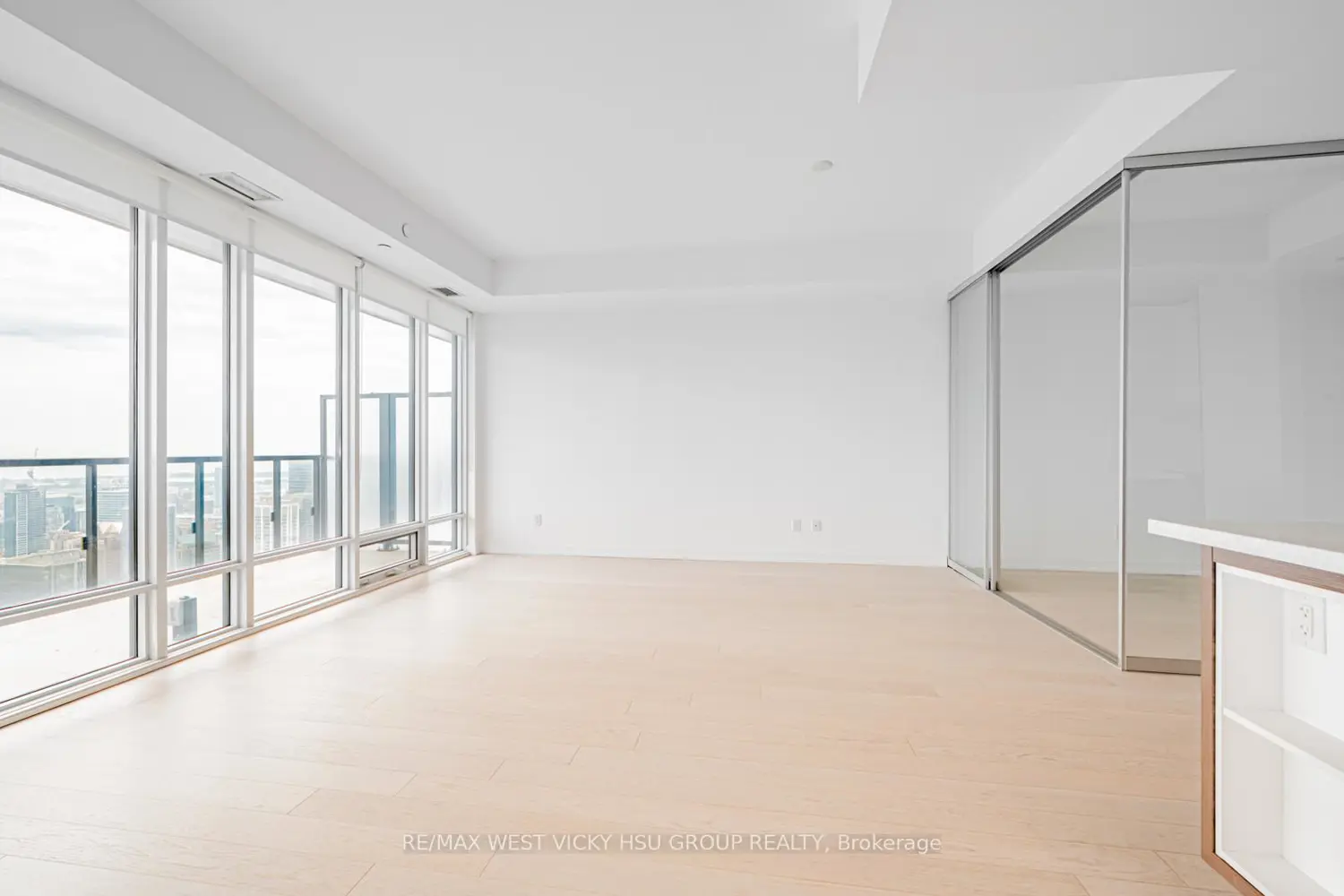 Additional image 8 of 488 University Avenue 5302