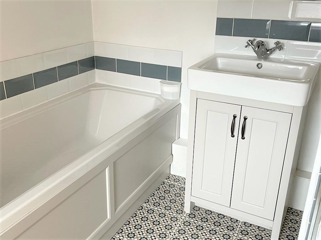 Additional image 7 of 2 bed flat to rentCantilupe Road, Ross On Wye HR9