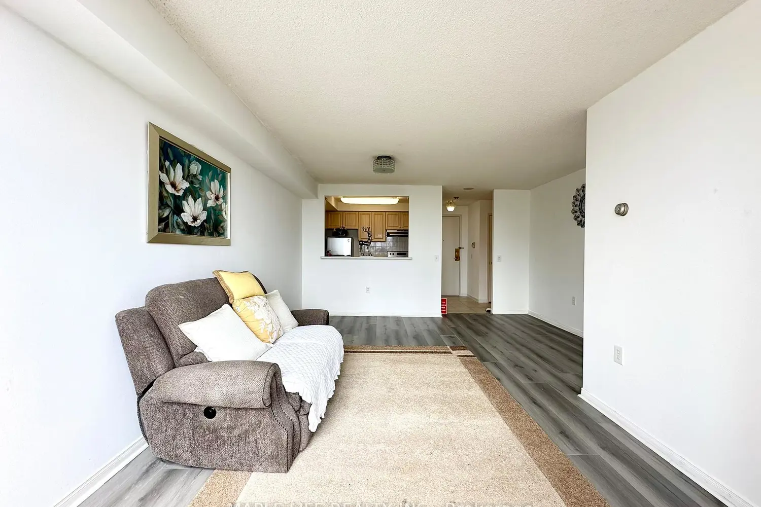 Additional image 9 of 5001 Finch Avenue 1103