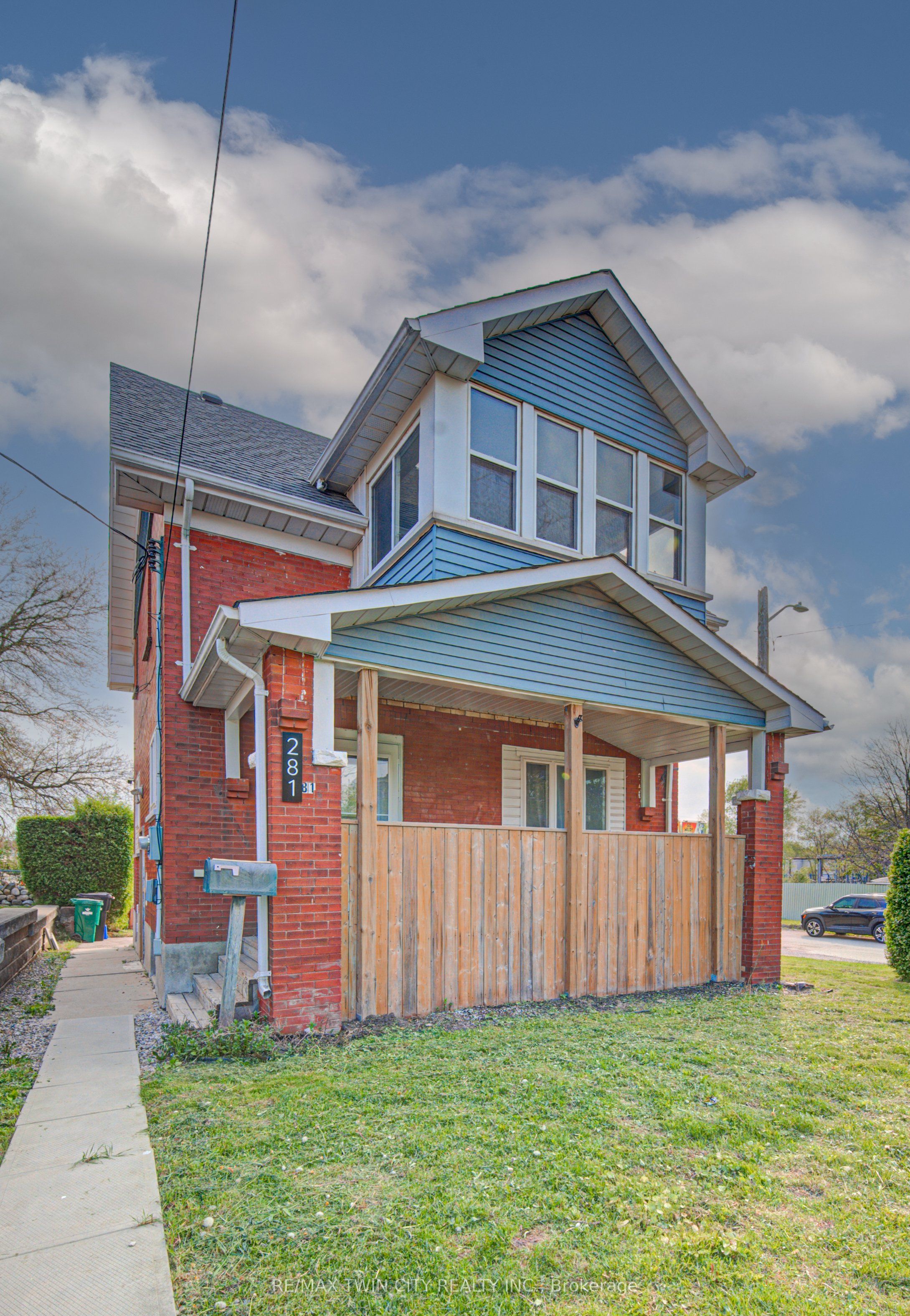 Additional image 4 of 281 Courtland Avenue N, Kitchener, ON, N2G 2V8
