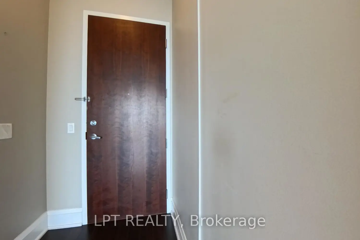 Additional image 16 of 2470 Prince Michael Drive 703