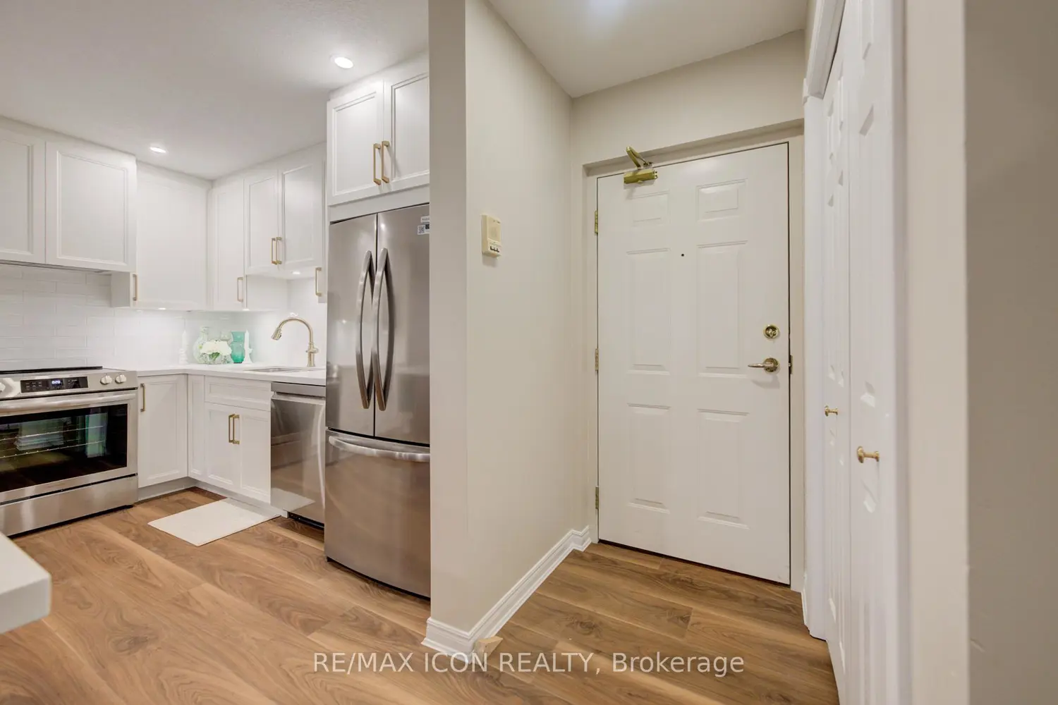 Additional image 3 of 440 Durham Street 5