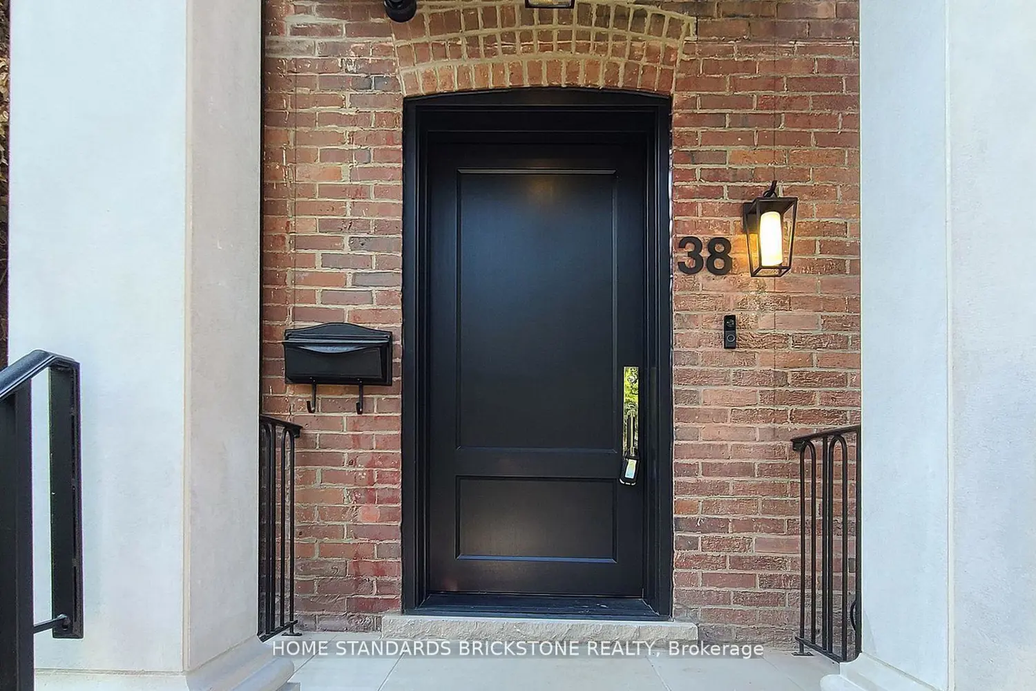 38 Elgin Avenue