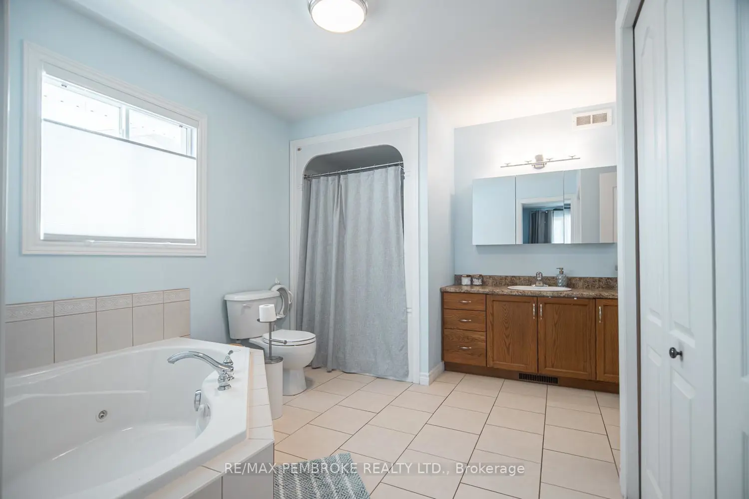 Additional image 11 of 50 Spruce Street
