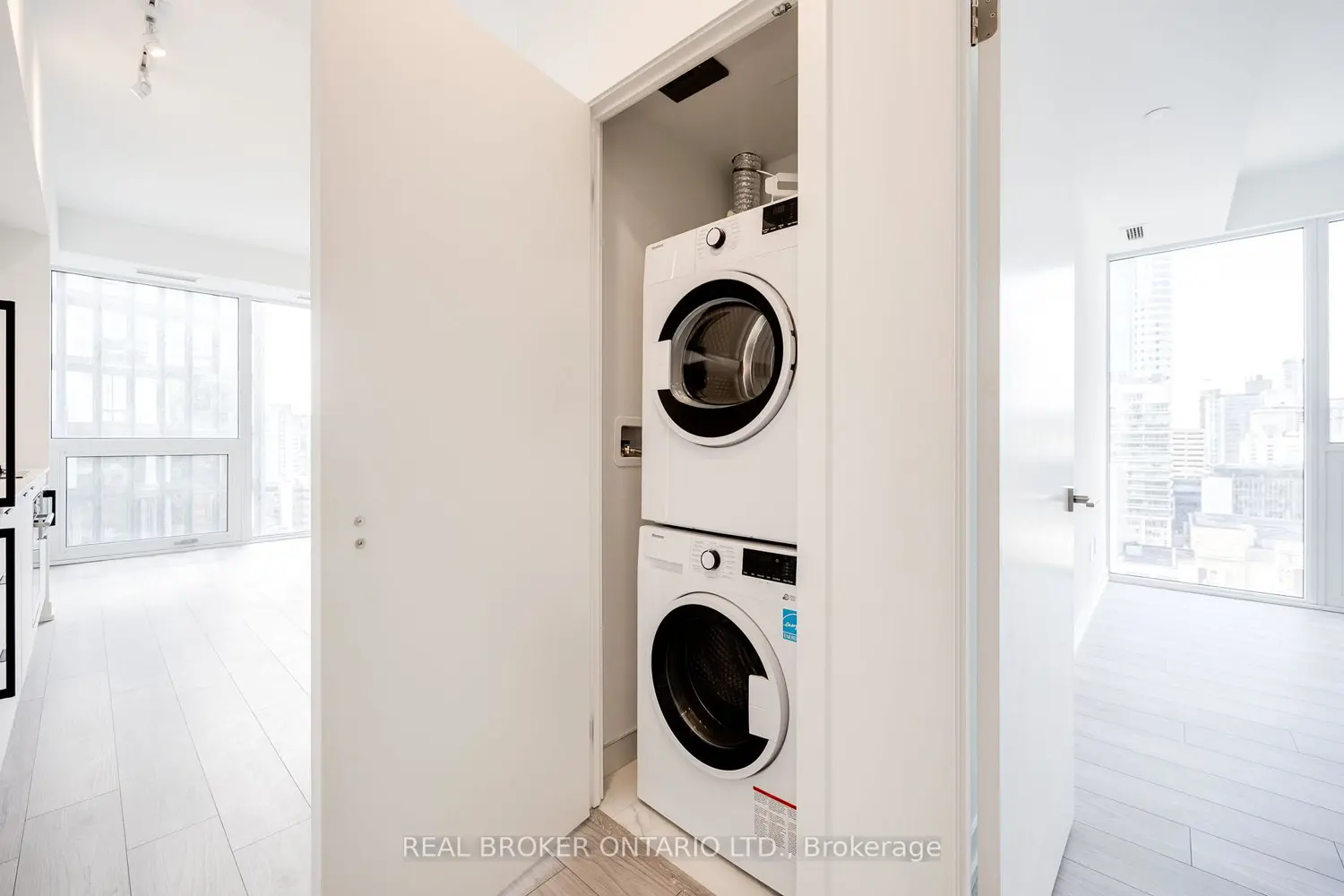 Additional image 18 of 82 Dalhousie Street 2006