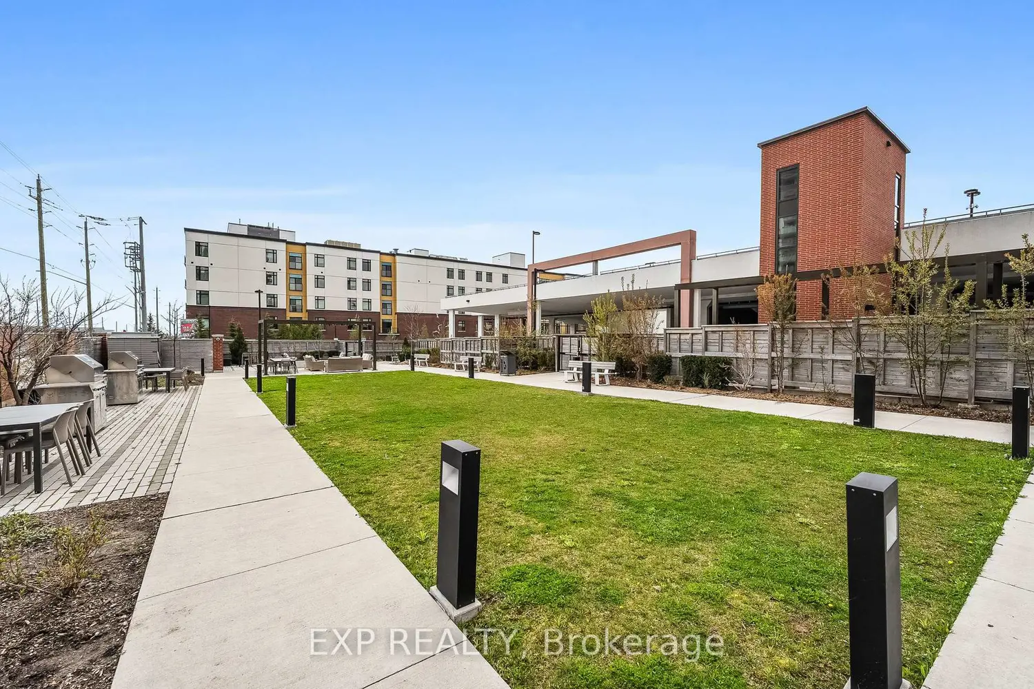 Additional image 16 of 2550 Simcoe Street 1713