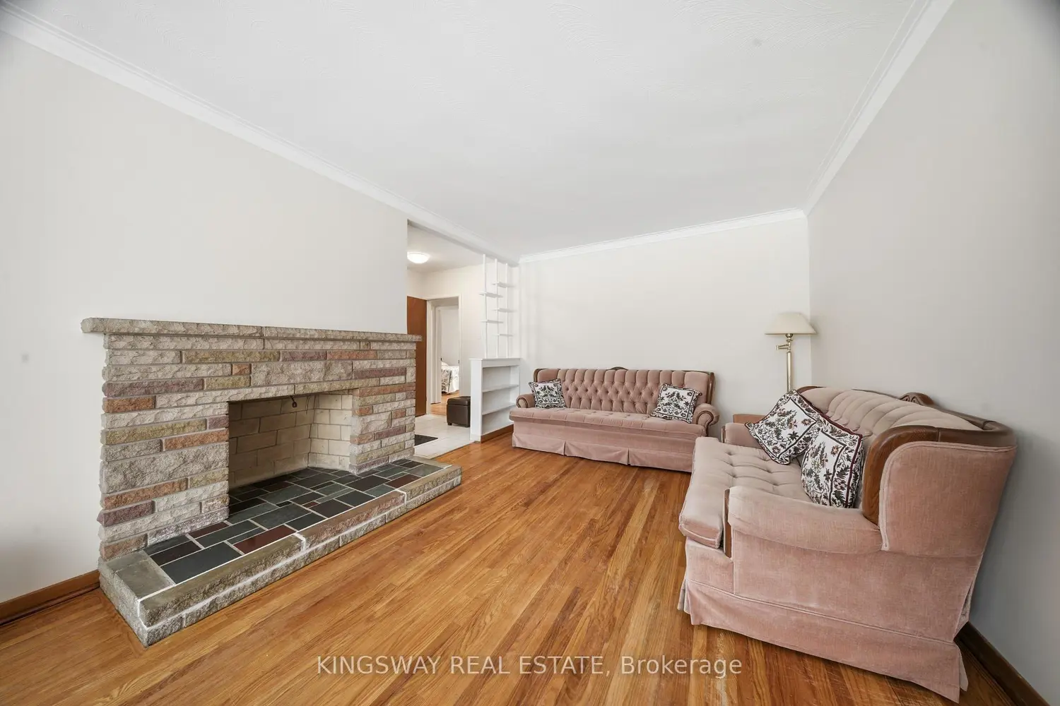 Additional image 6 of 163 Floradale Drive