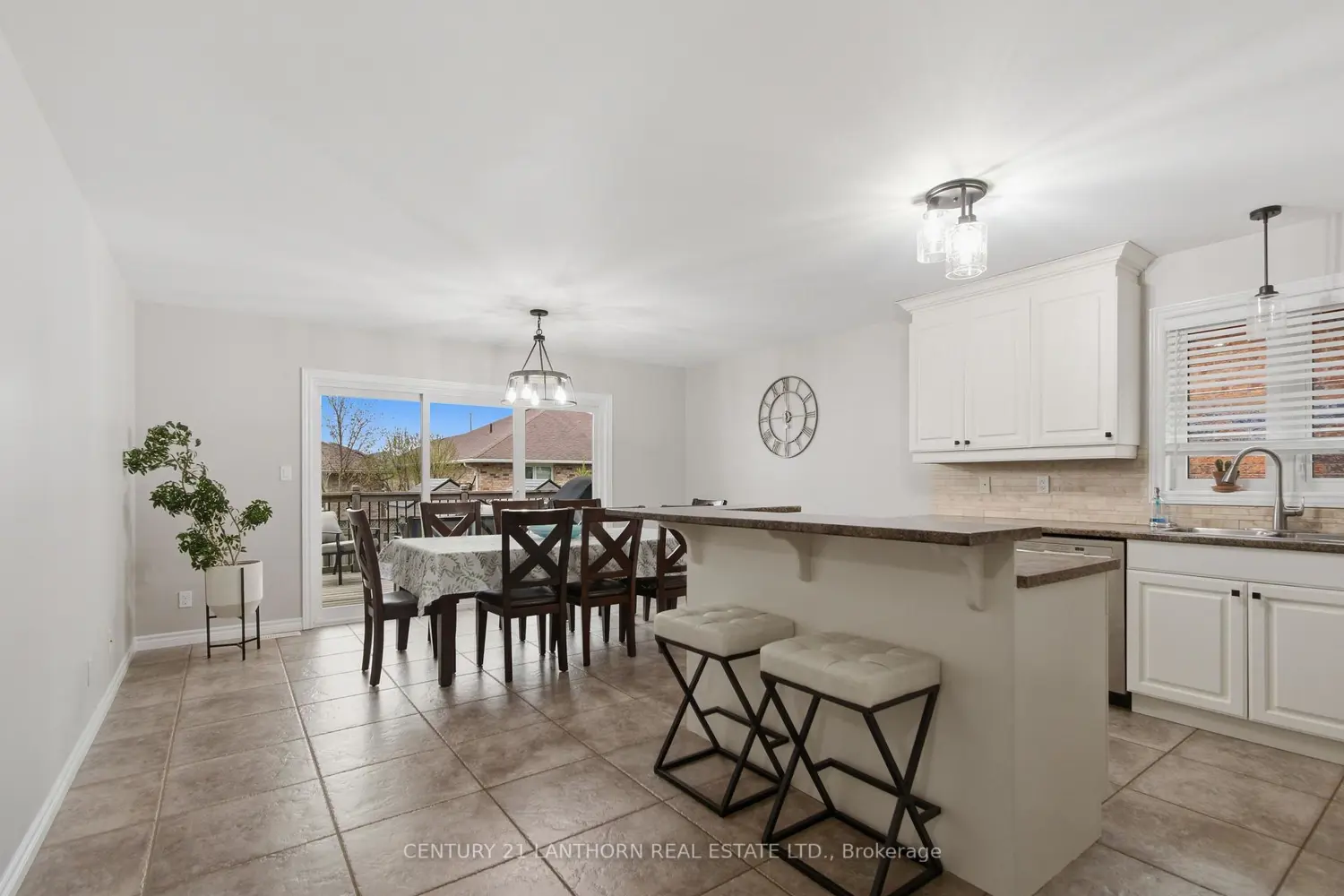 Additional image 4 of 35 Gale Crescent