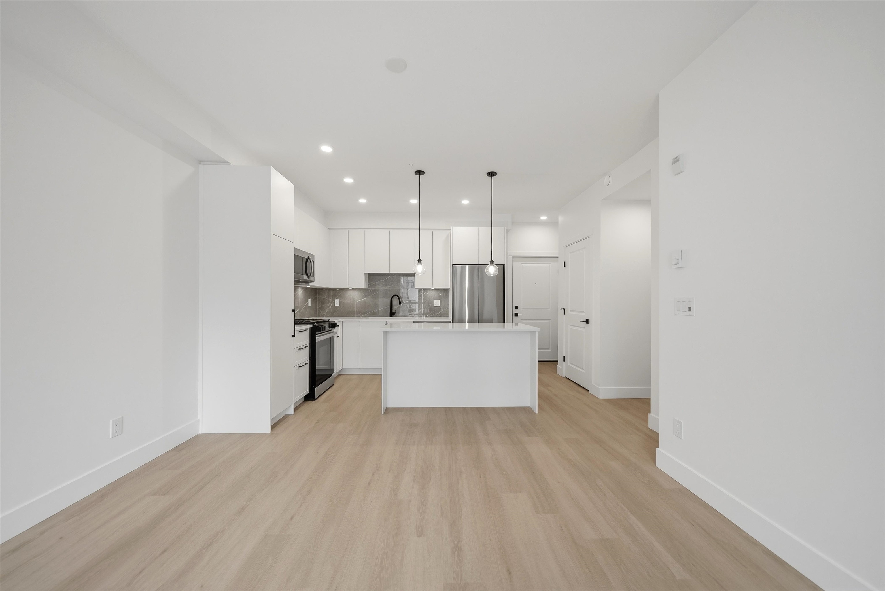 Additional image 5 of 401-3438 146a Street, Surrey, BC, V0V 0V0