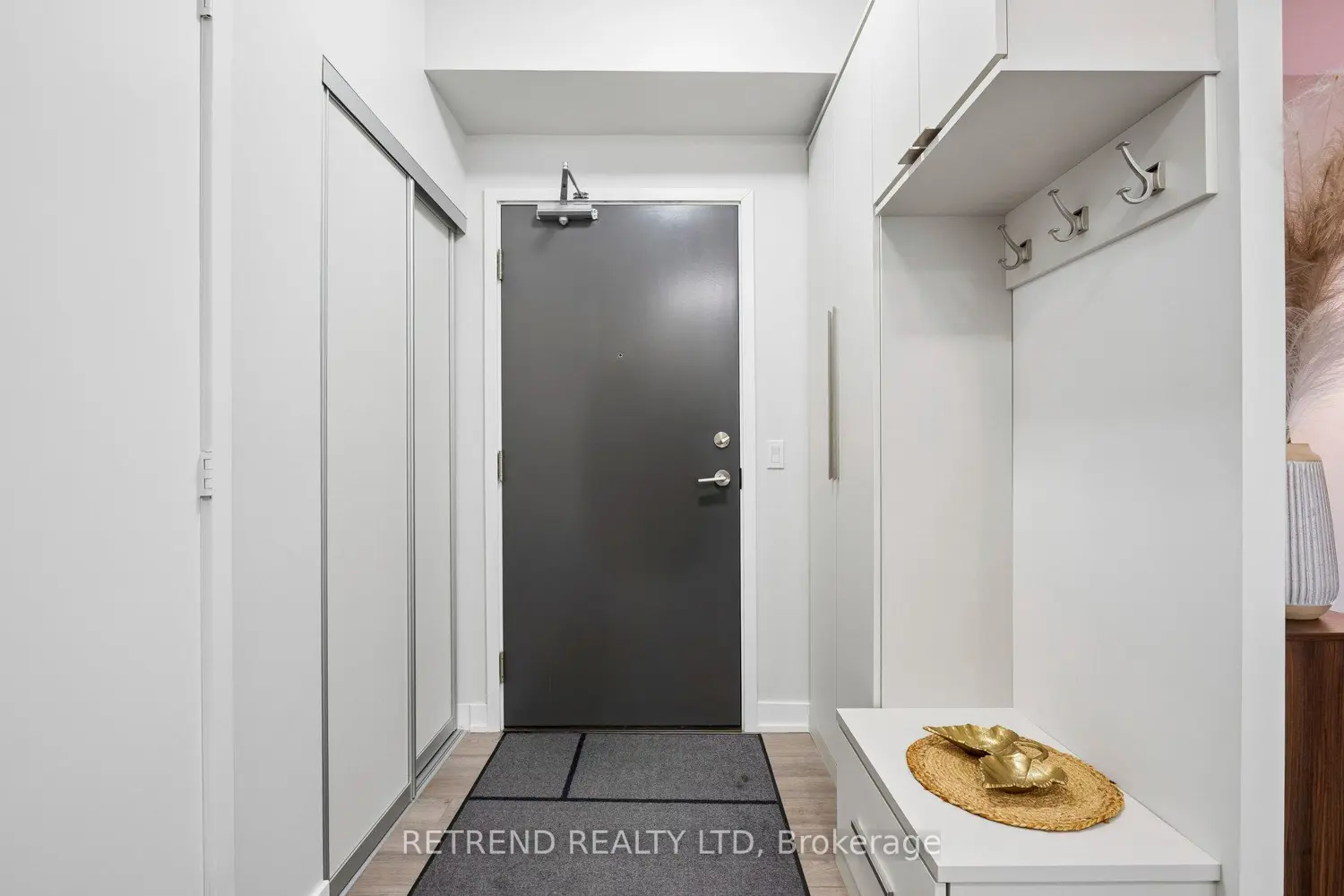 Additional image 3 of 5180 Yonge Street 3209