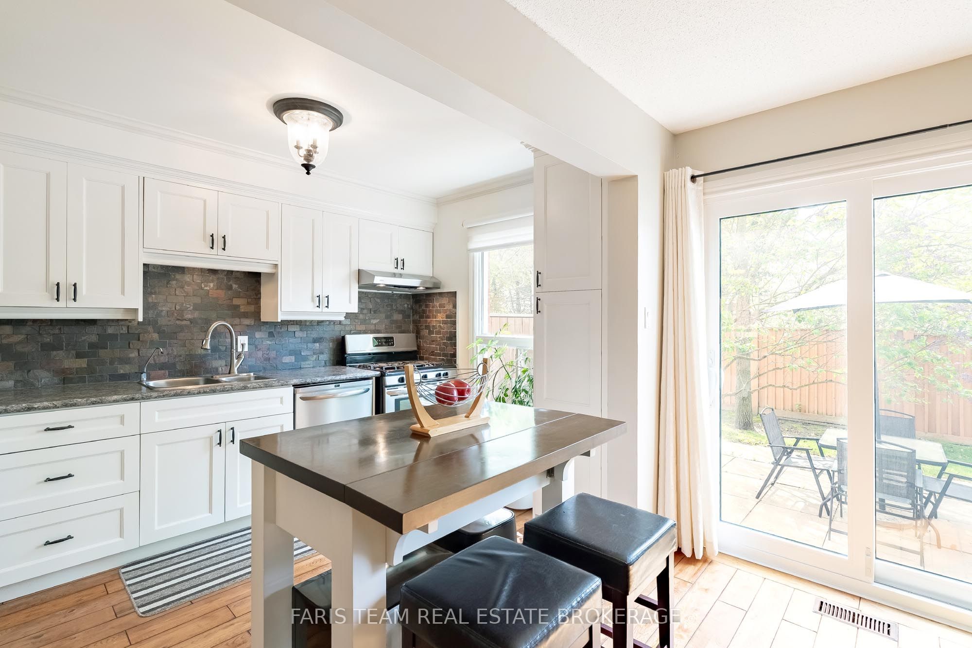 Additional image 4 of 64-165 Kozlov Street, Barrie, ON, L4N 7M7