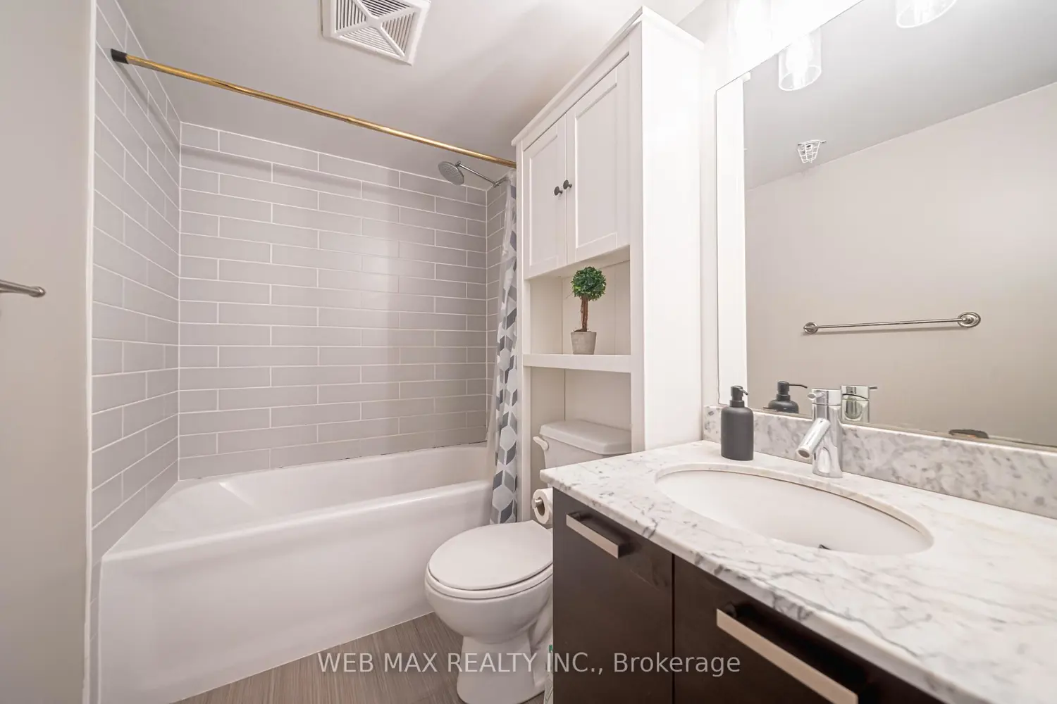 Additional image 2 of 36 Lisgar Street 205