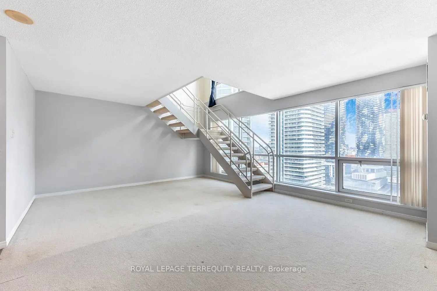 Additional image 5 of 10 Yonge Street 2609