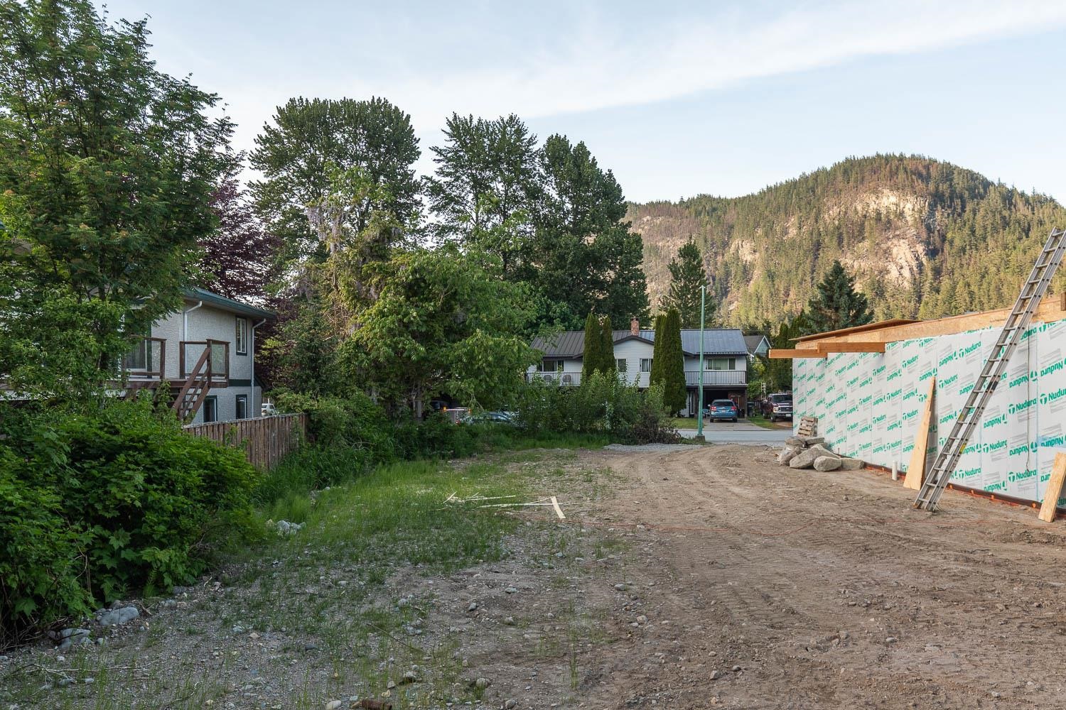 Additional image 3 of 1583 Eagle Run Drive, Squamish, BC, V8E 1M1