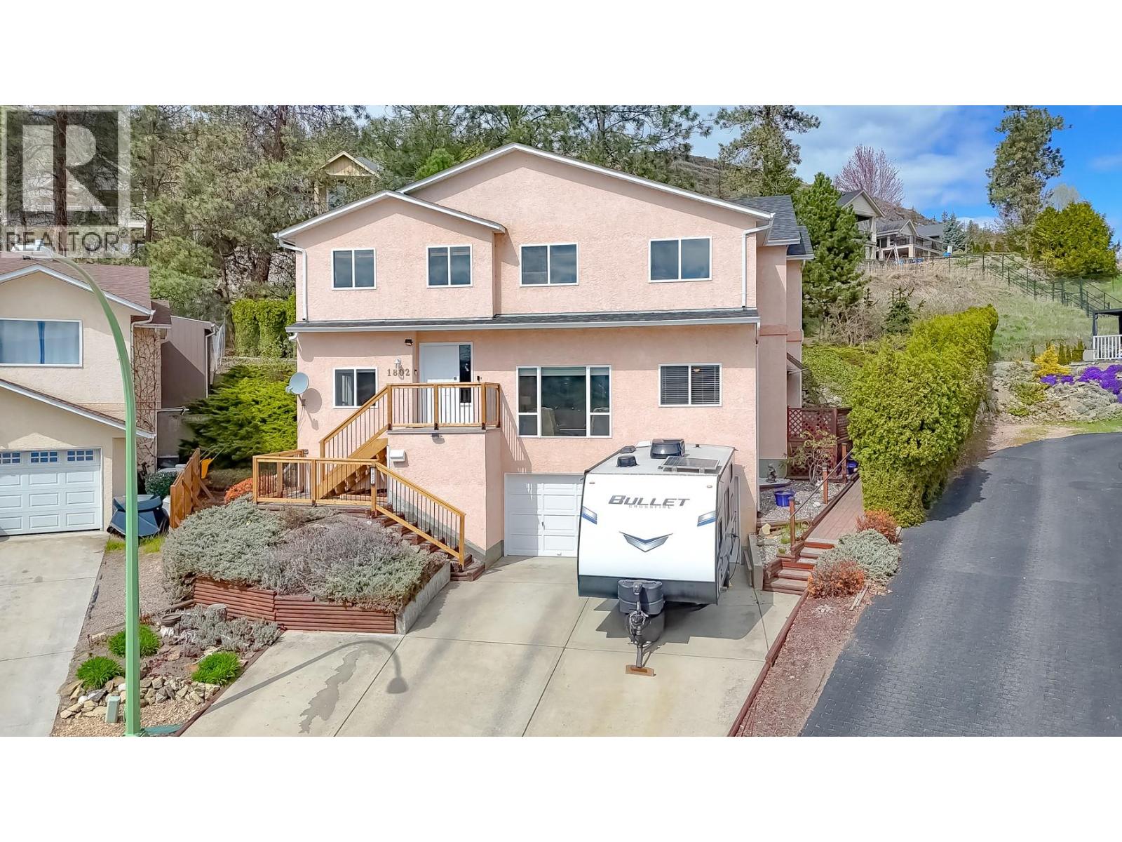1802 Edgehill Court, Kelowna, BC, V1V1R7