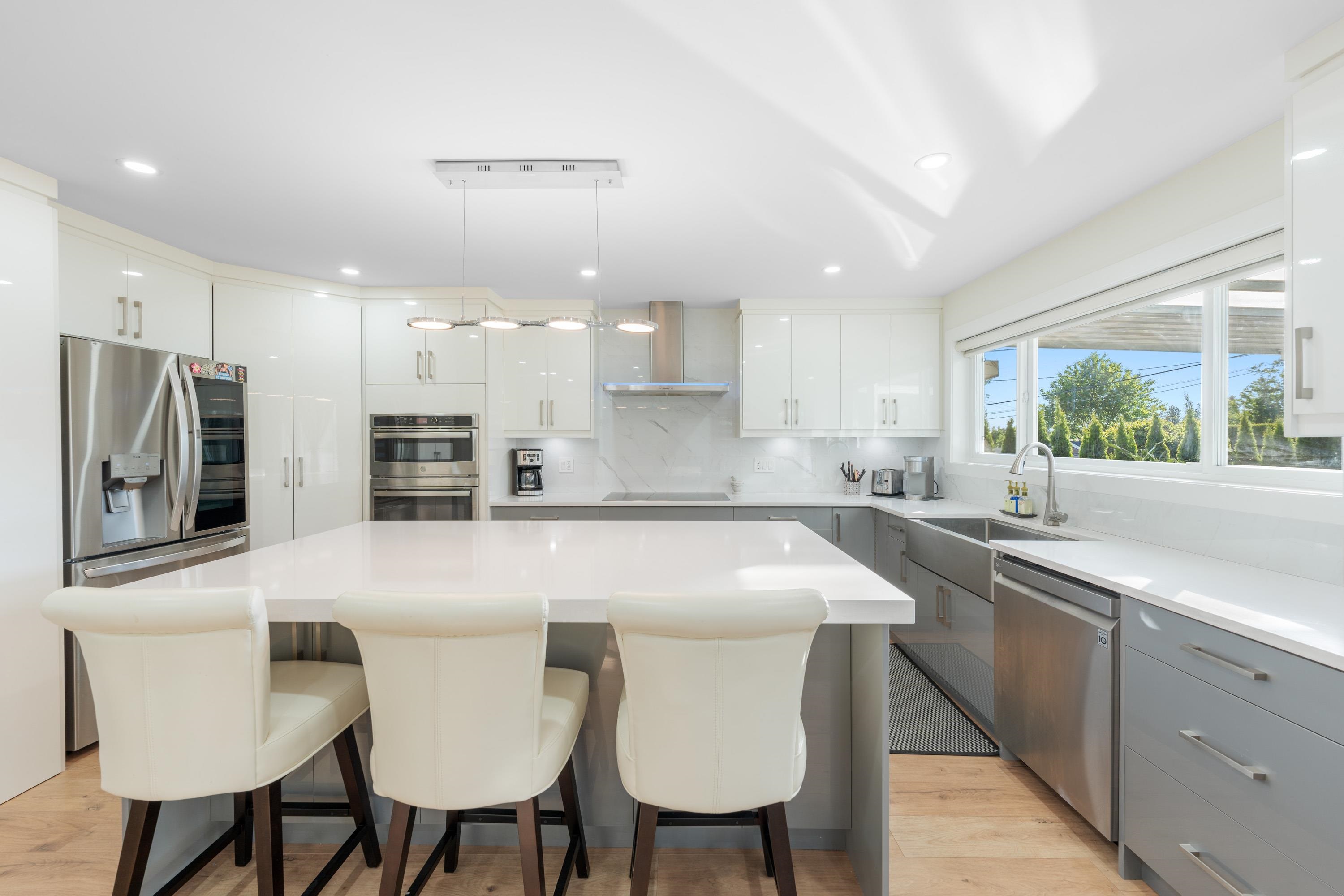 Additional image 3 of 8649 11th Avenue, Burnaby, BC, V3N 2P9