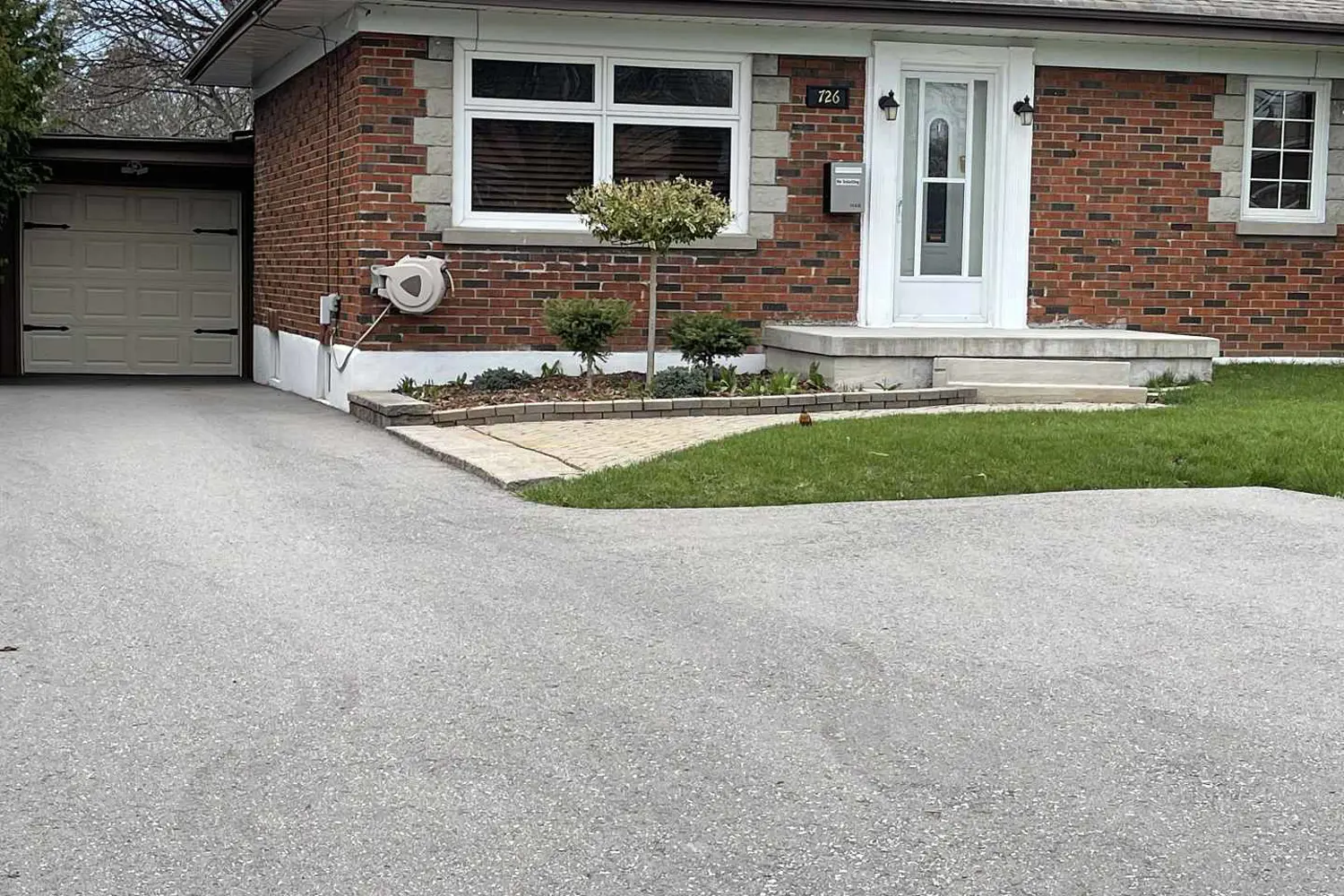 Additional image 2 of 726 Bessborough Drive