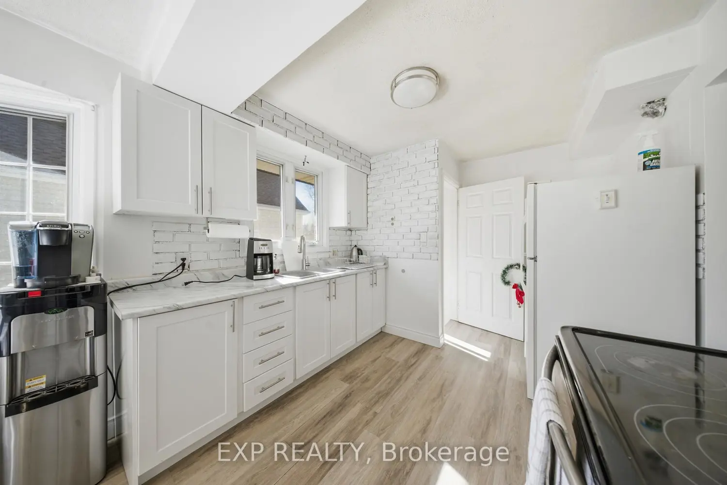 Additional image 4 of 6376 Ash Street