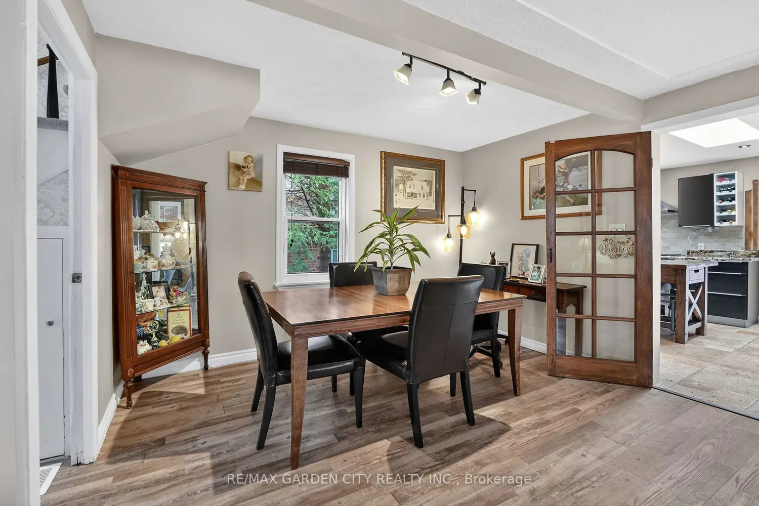 Additional image 7 of 3555 Campden Road