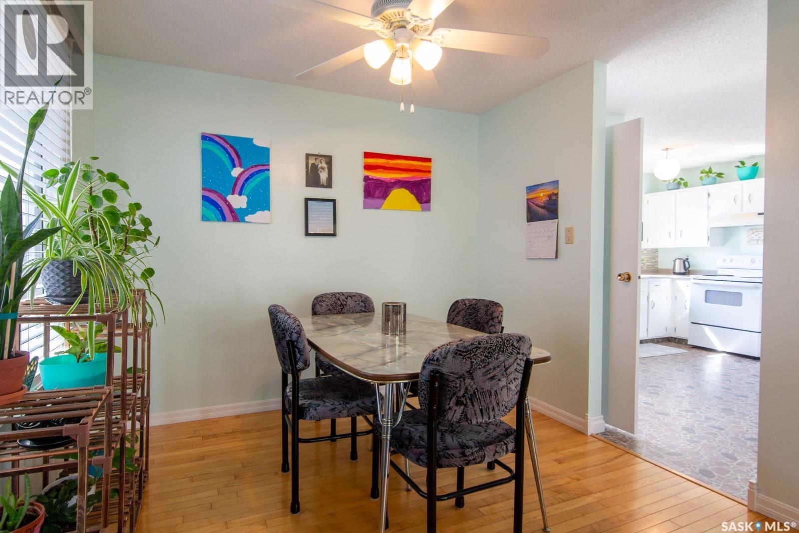Additional image 5 of 127 Devonshire Crescent, Saskatoon, SK, S7L5V6