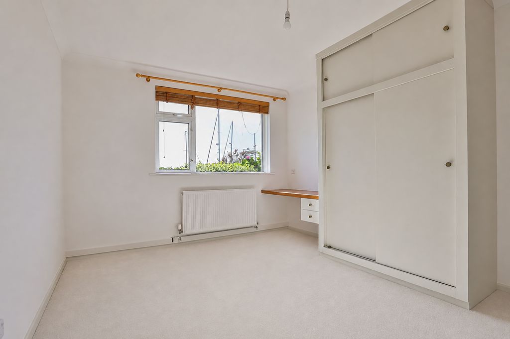 Additional image 14 of 5 bed detached bungalow to rentMudeford, Christchurch BH23