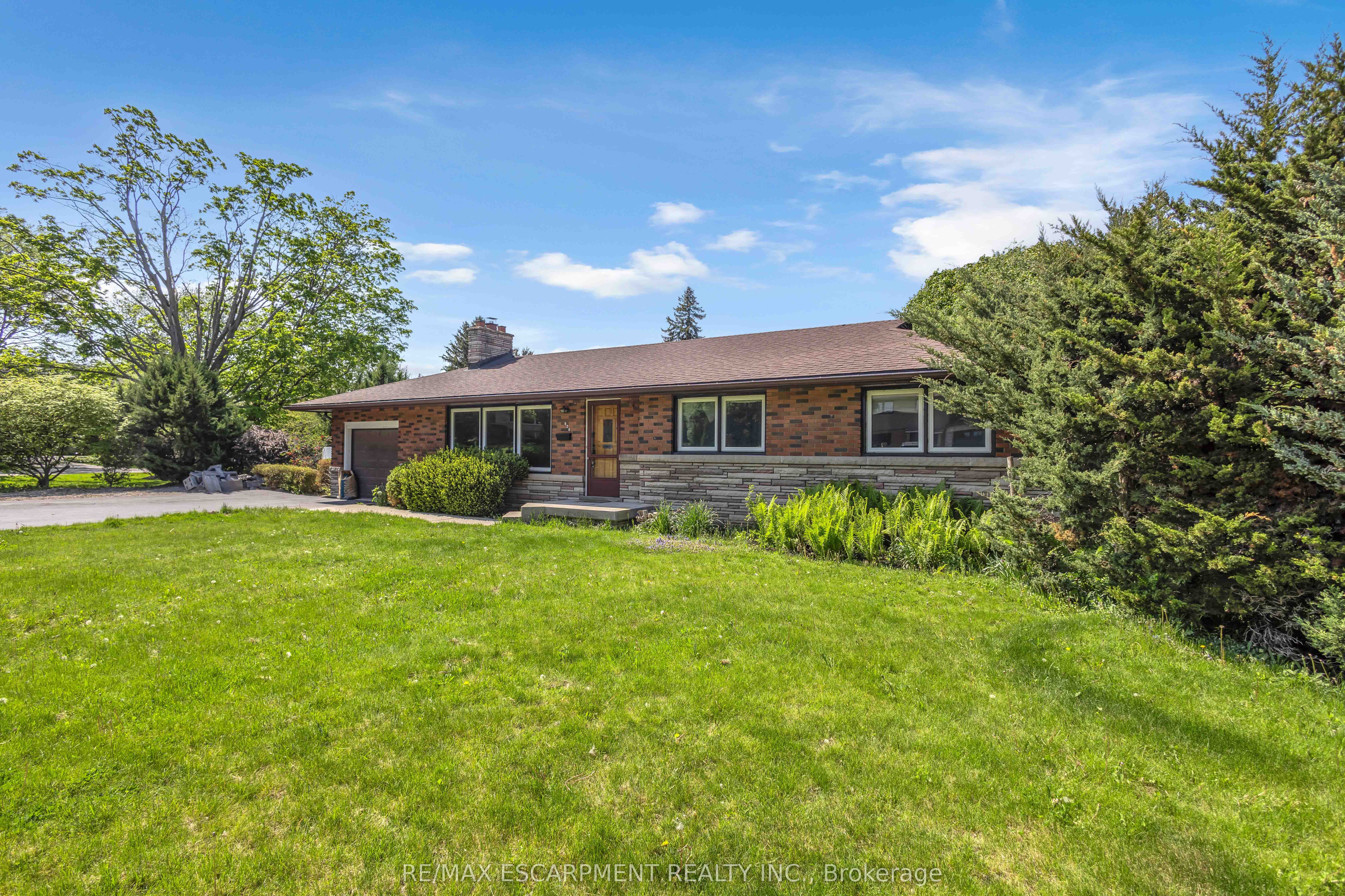 Additional image 3 of 626 Iroquois Avenue, Hamilton, ON, L9G 3B4
