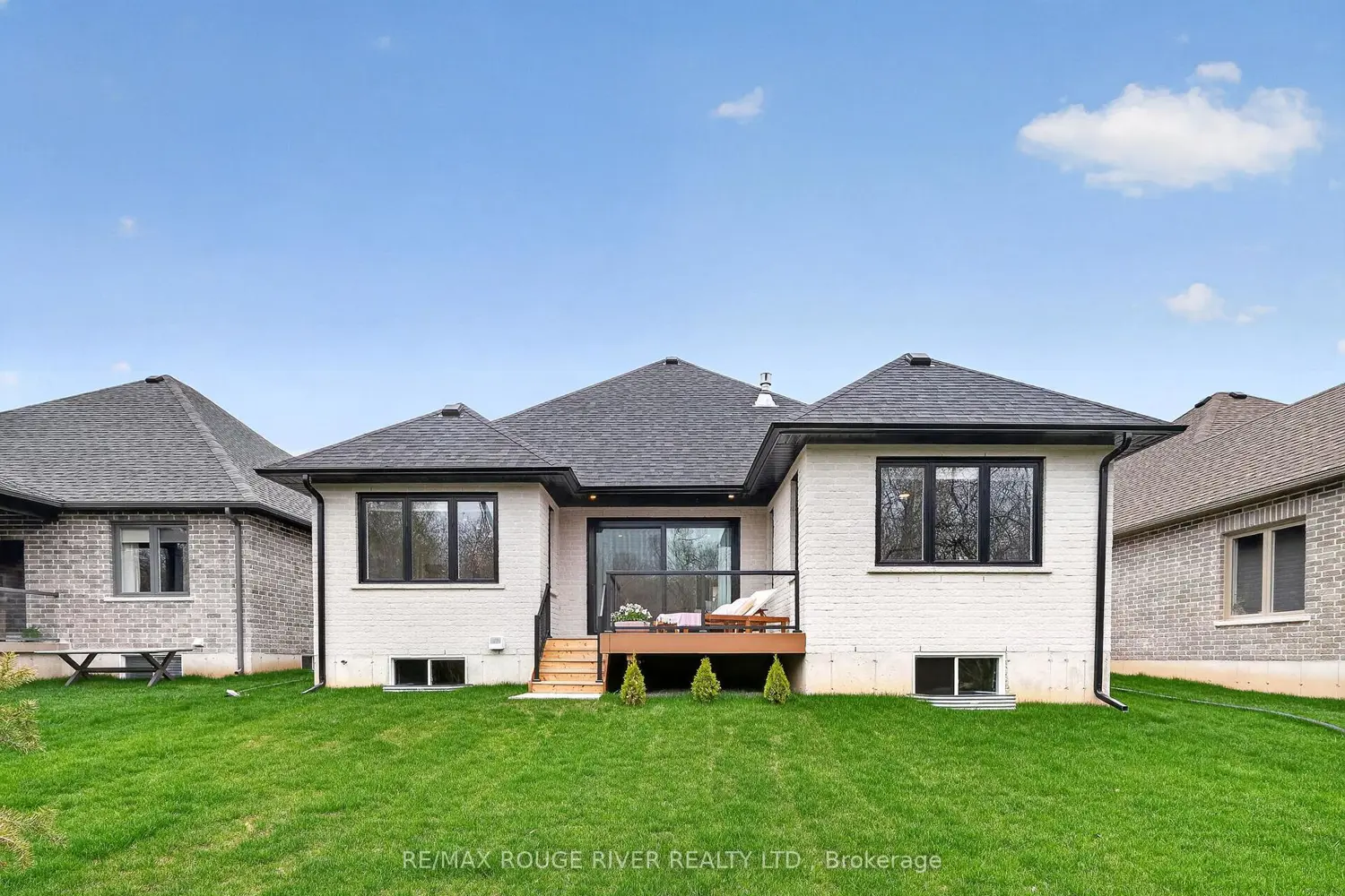 Additional image 18 of 4 - 1000 D'arcy Street