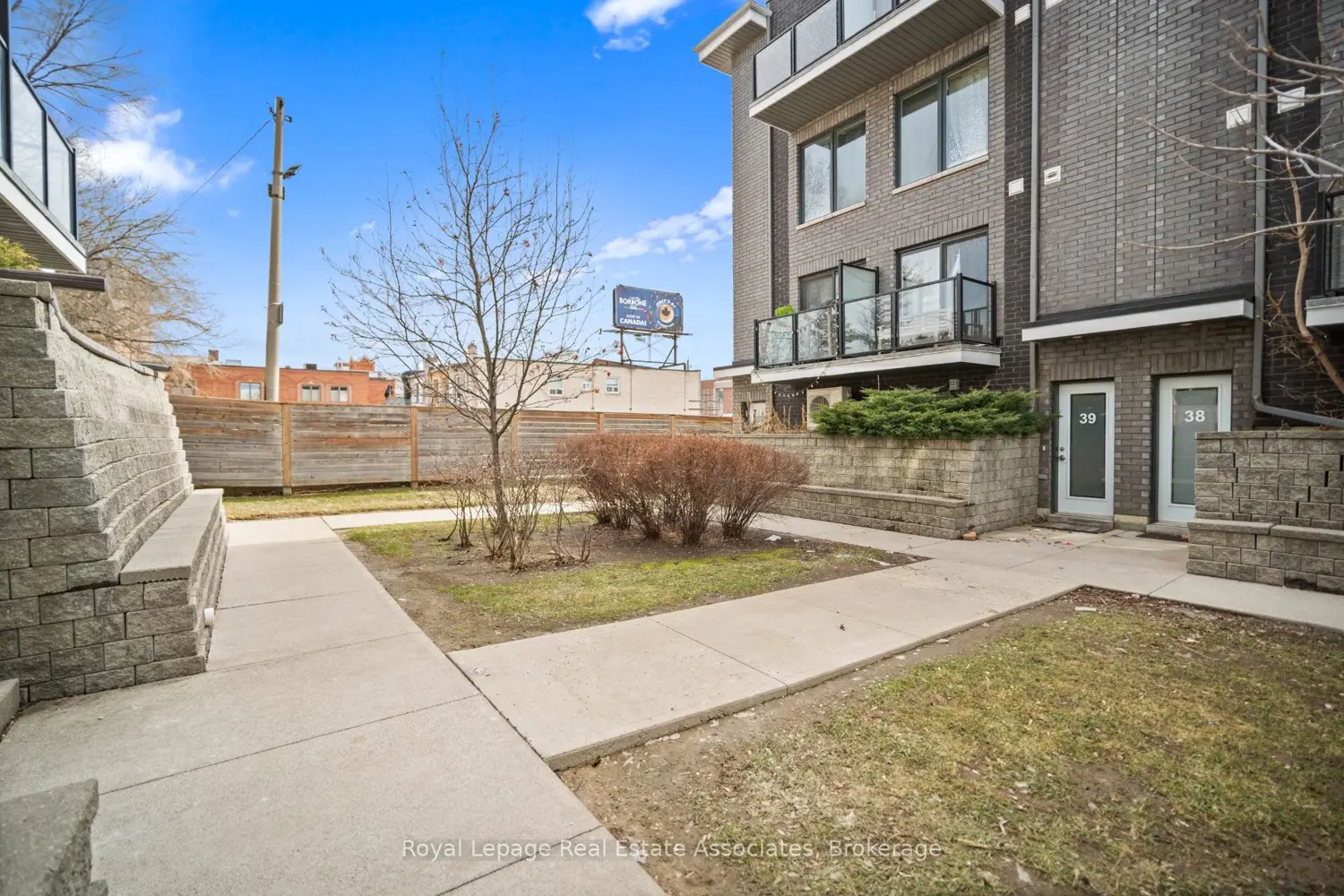Additional image 19 of 2059 Weston Road 40