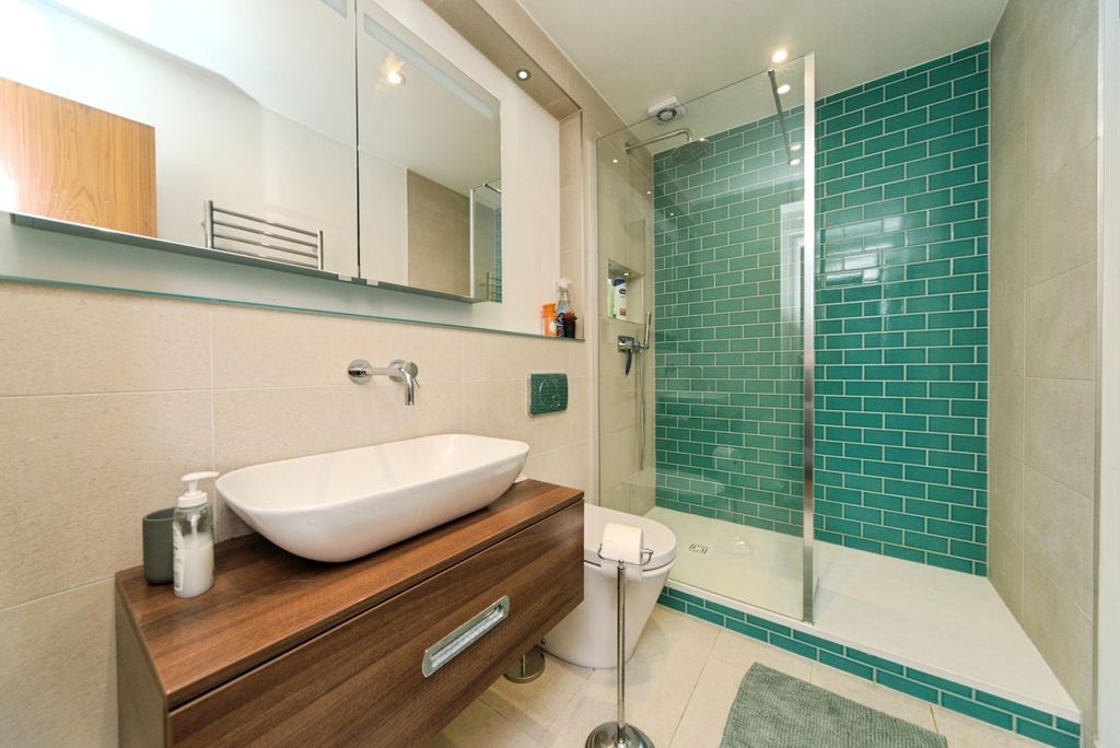 Additional image 6 of 3 bed maisonette to rentDevonshire Place, Brighton BN2