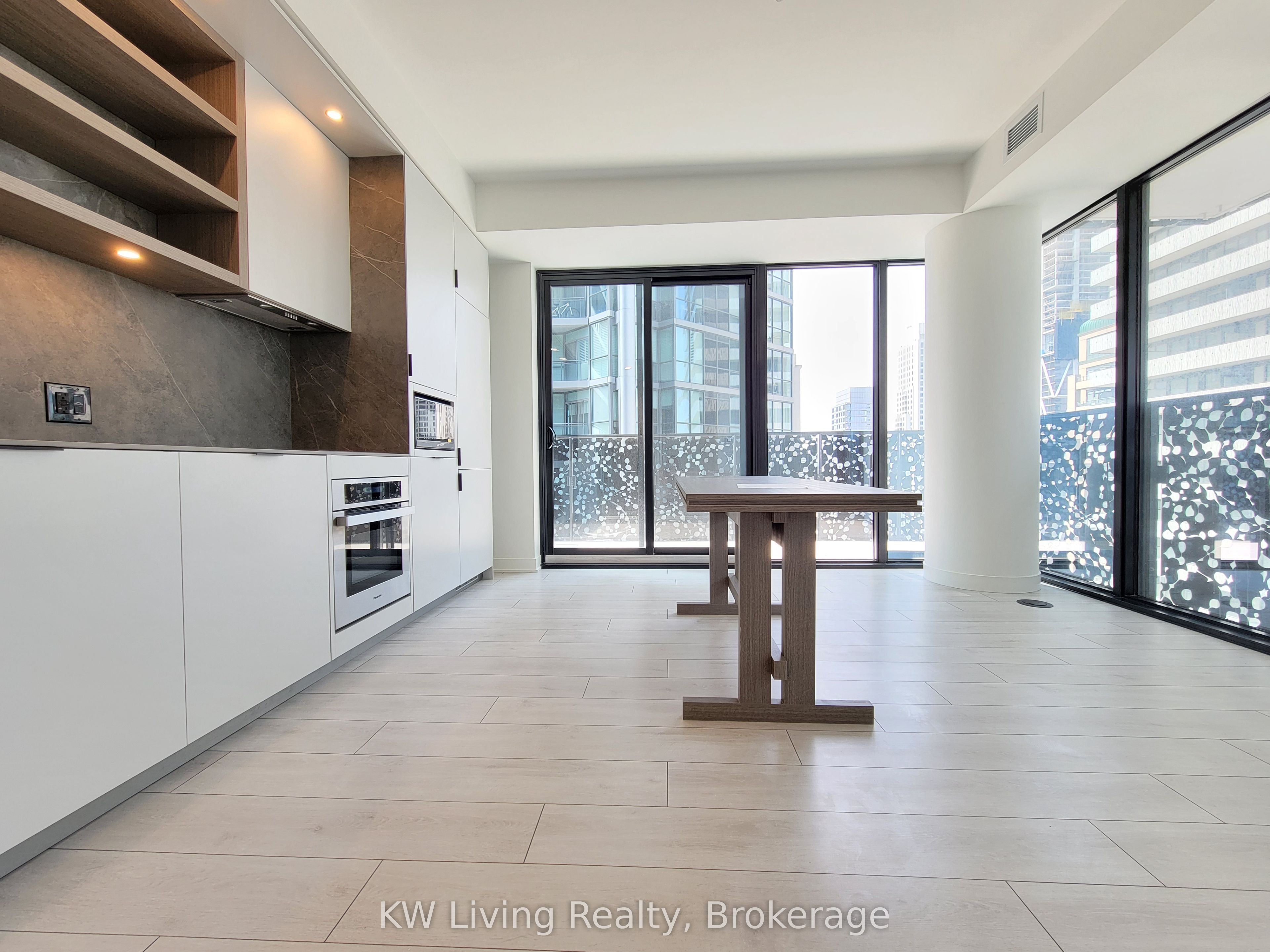 Additional image 3 of 2910-55 Charles Street, Toronto, ON, M4Y 0J1