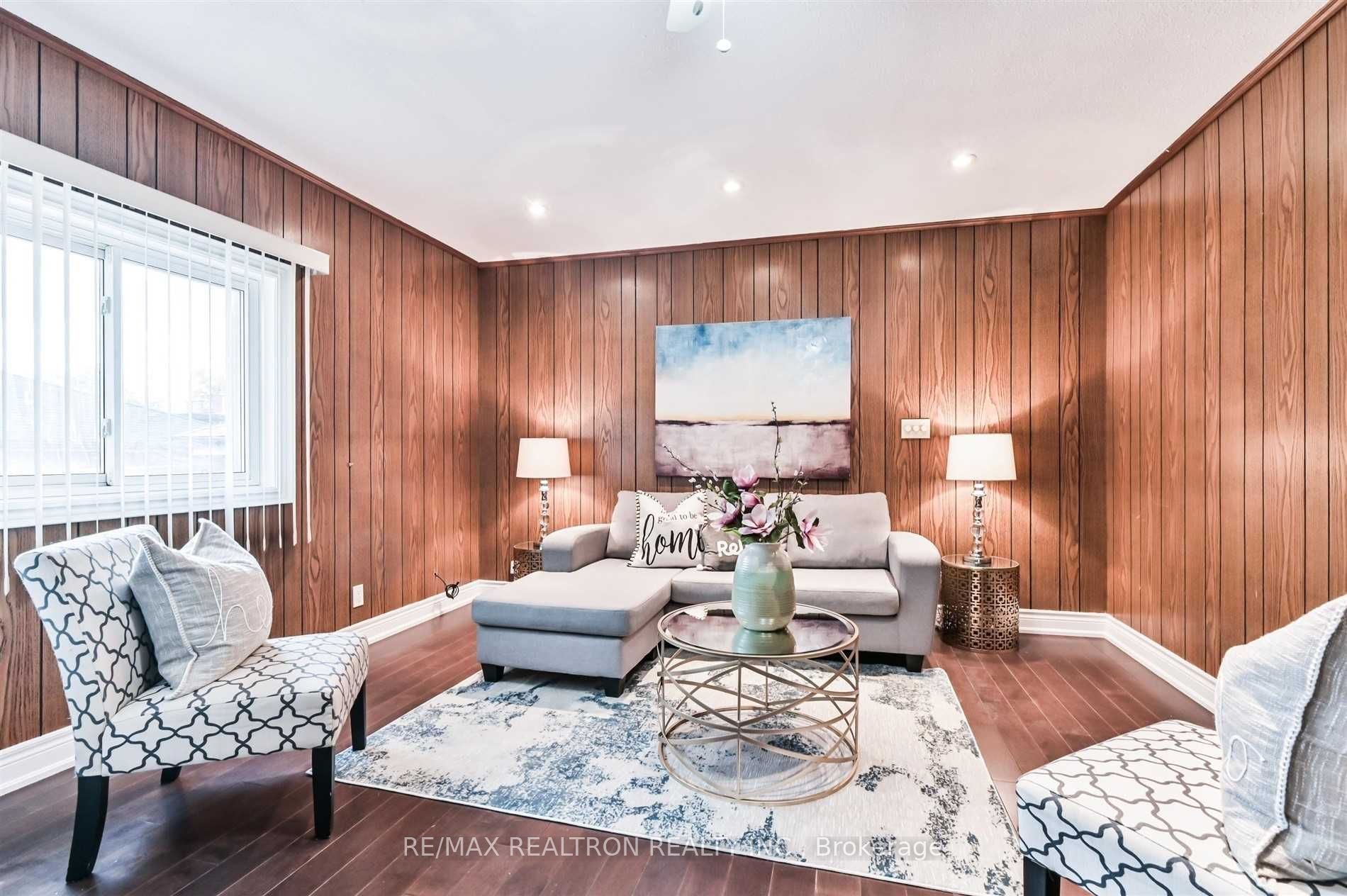 Additional image 4 of 132 Brookhaven Drive, Toronto, ON, M6M 4P2