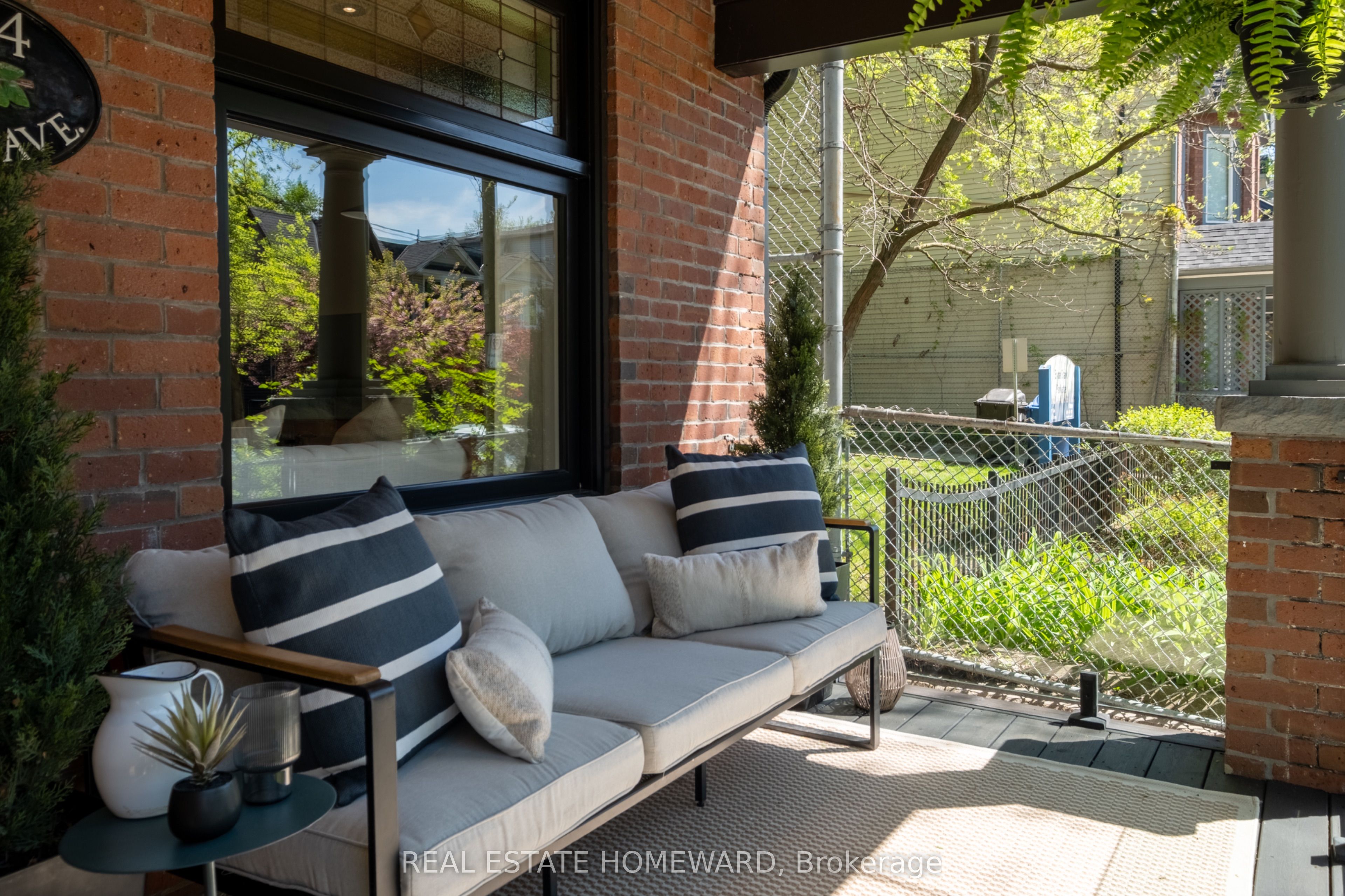 Additional image 3 of 204 Bain Avenue, Toronto, ON, M4K 1G1