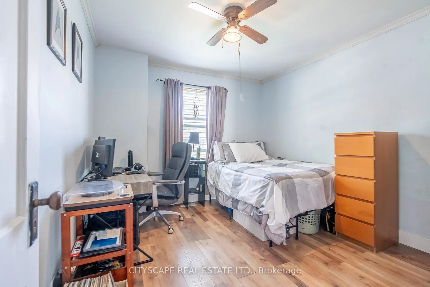 Additional image 12 of 7992 Peter Street
