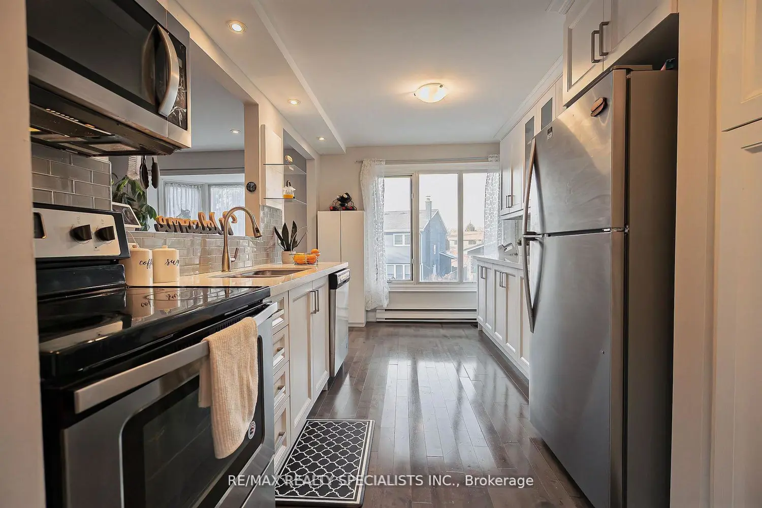 Additional image 4 of 6780 Formentera Avenue #8