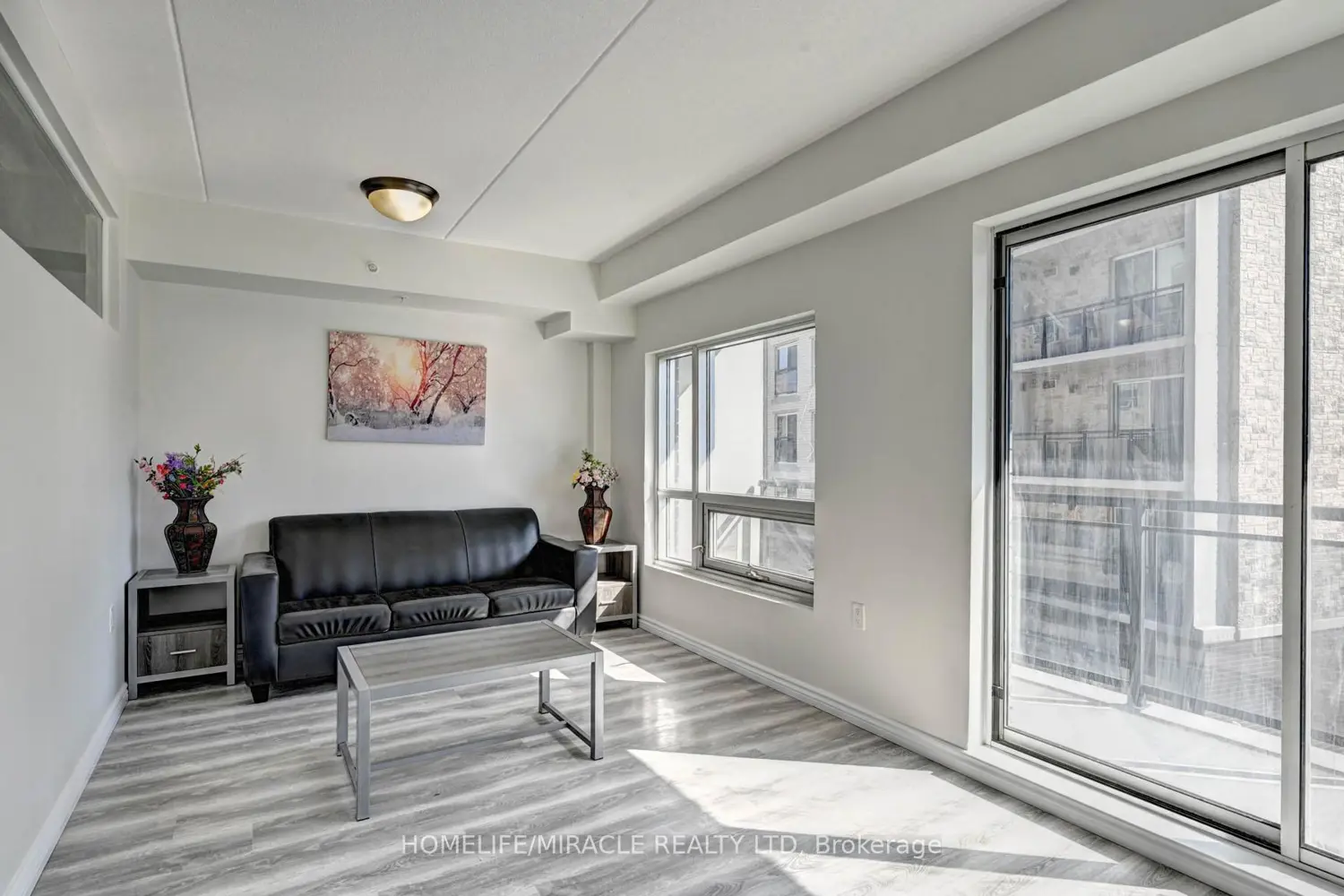 275 Larch Street 209F photo 5