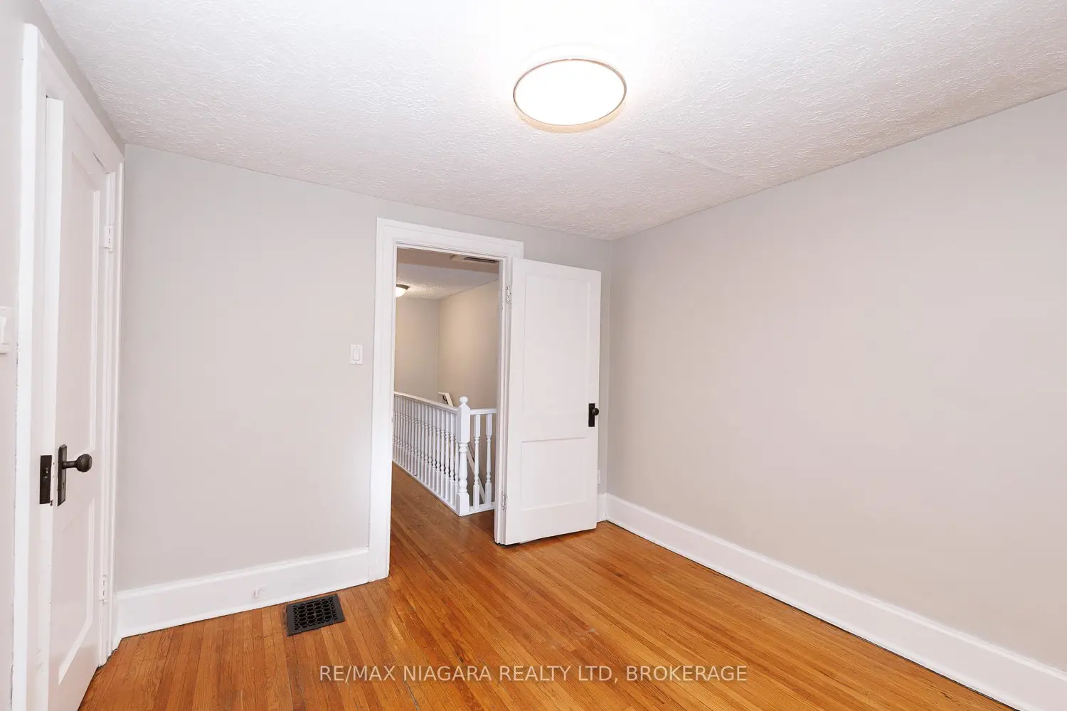Additional image 14 of 5015 Fifth Avenue