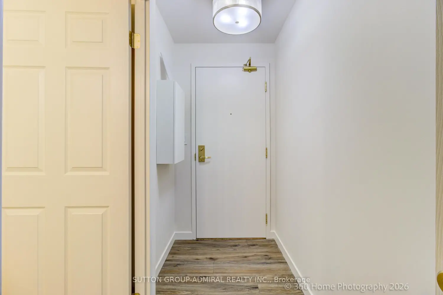 Additional image 15 of 43 Eglinton Avenue 501