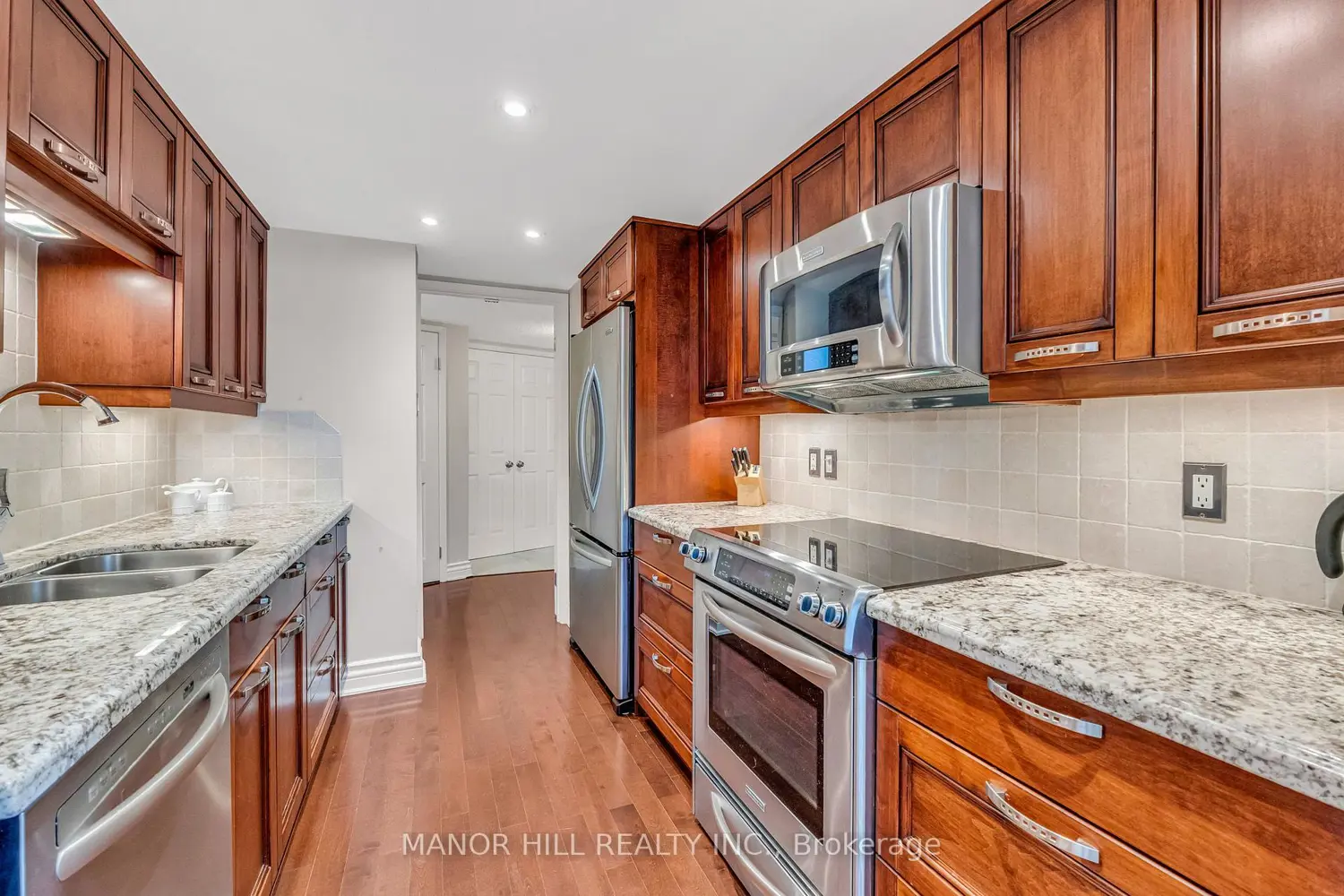 Additional image 5 of 1331 Bay Street 803