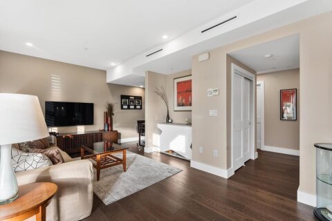 Additional image 8 of 2898 Yukon Street, Vancouver, BC, V5Y 3R2
