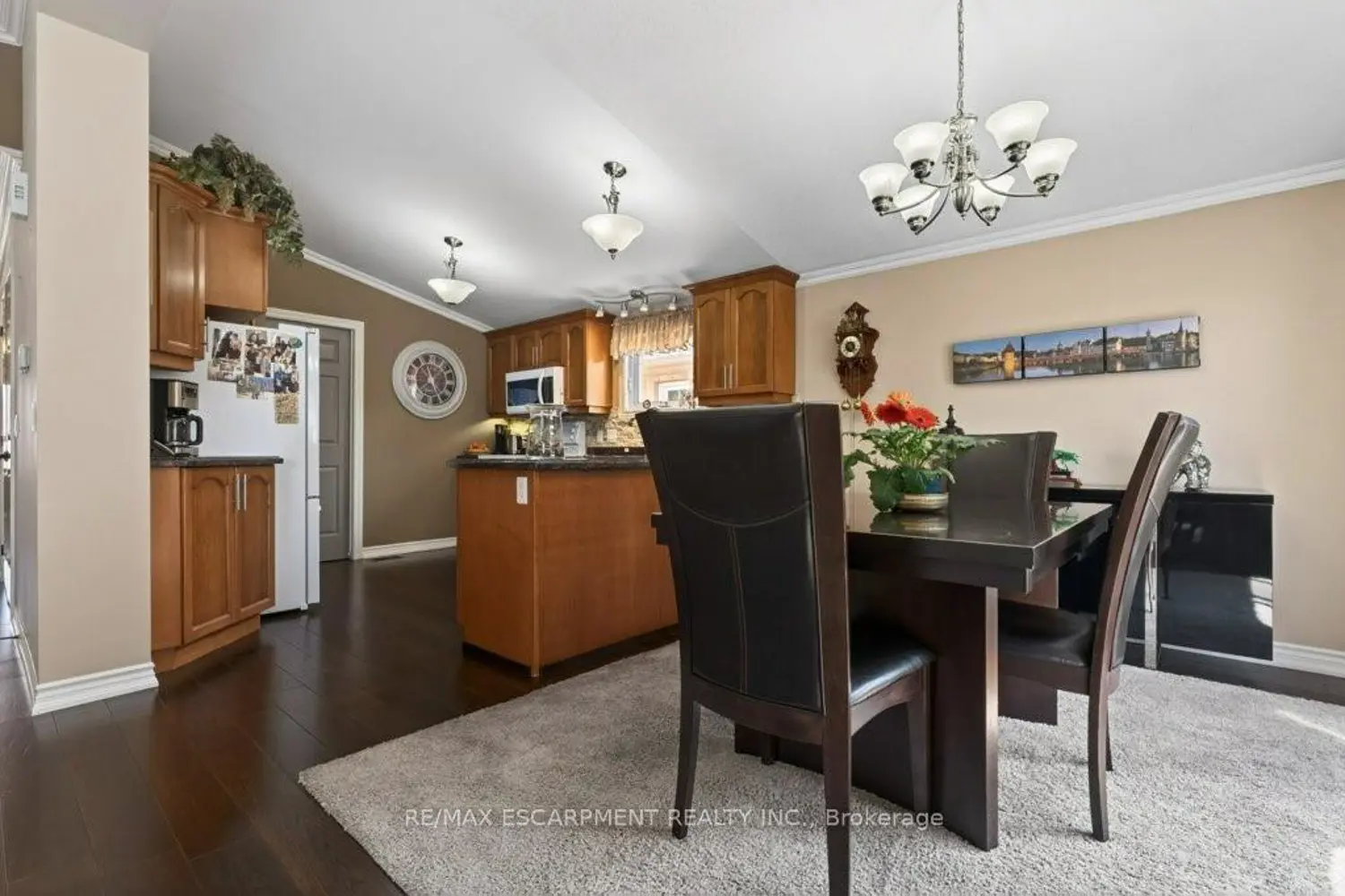 Additional image 8 of 3908 Rainbow Lane