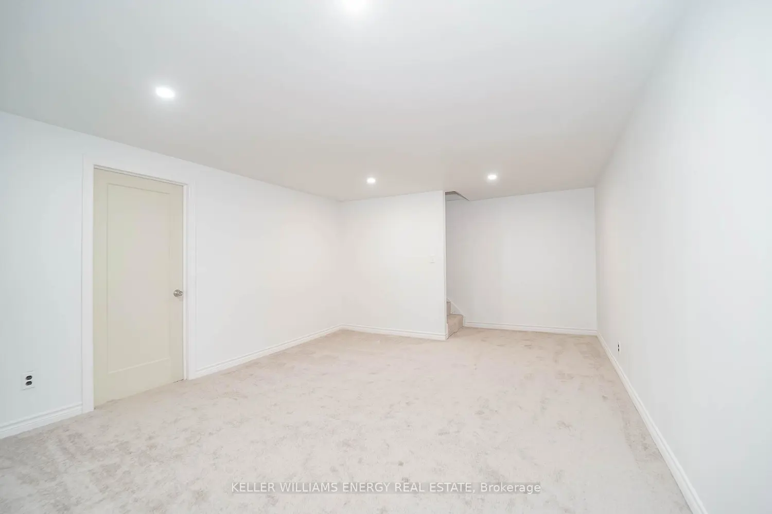 Additional image 15 of 1333 Mary Street 39