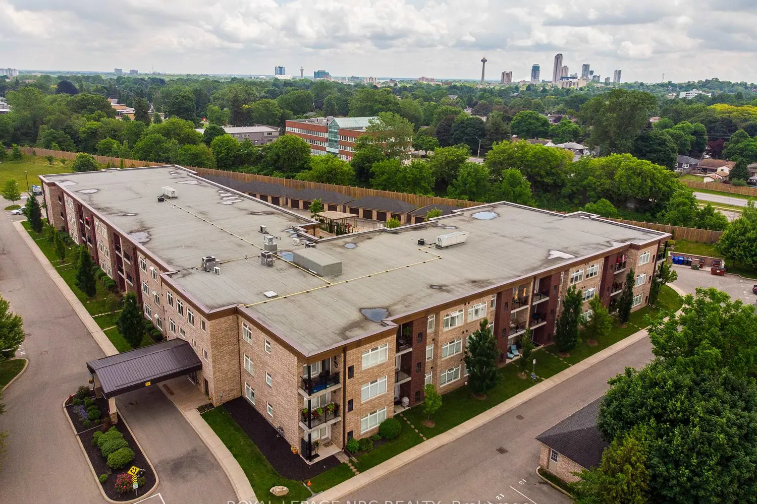 Additional image 19 of 4644 Pettit Avenue 102