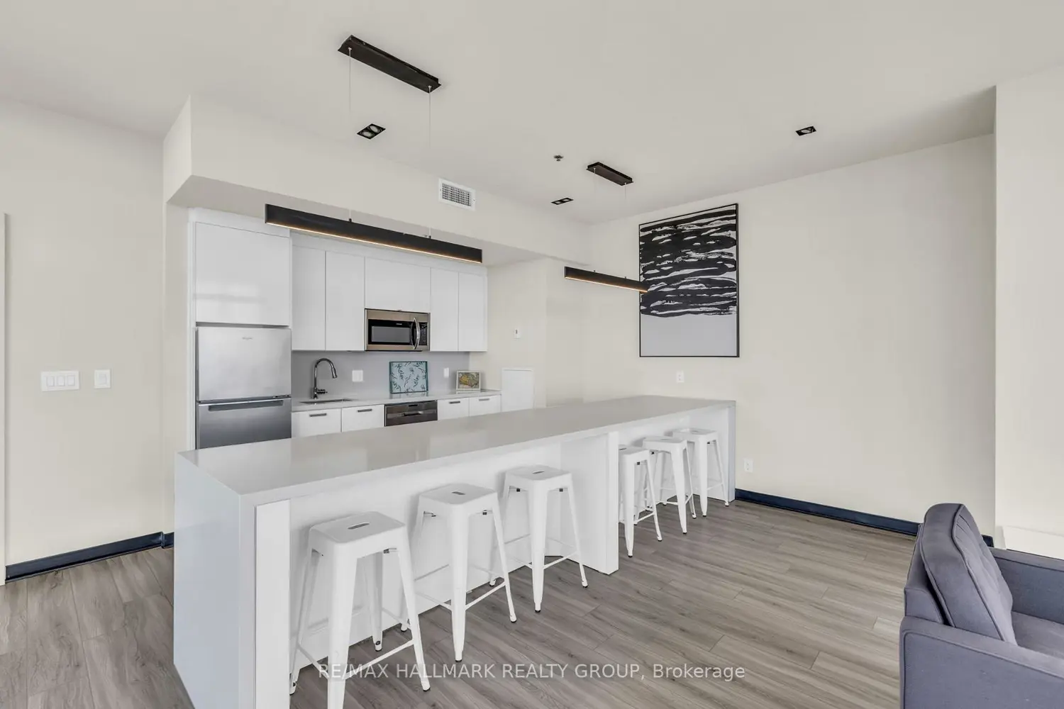 Additional image 15 of 203 Catherine Street 601