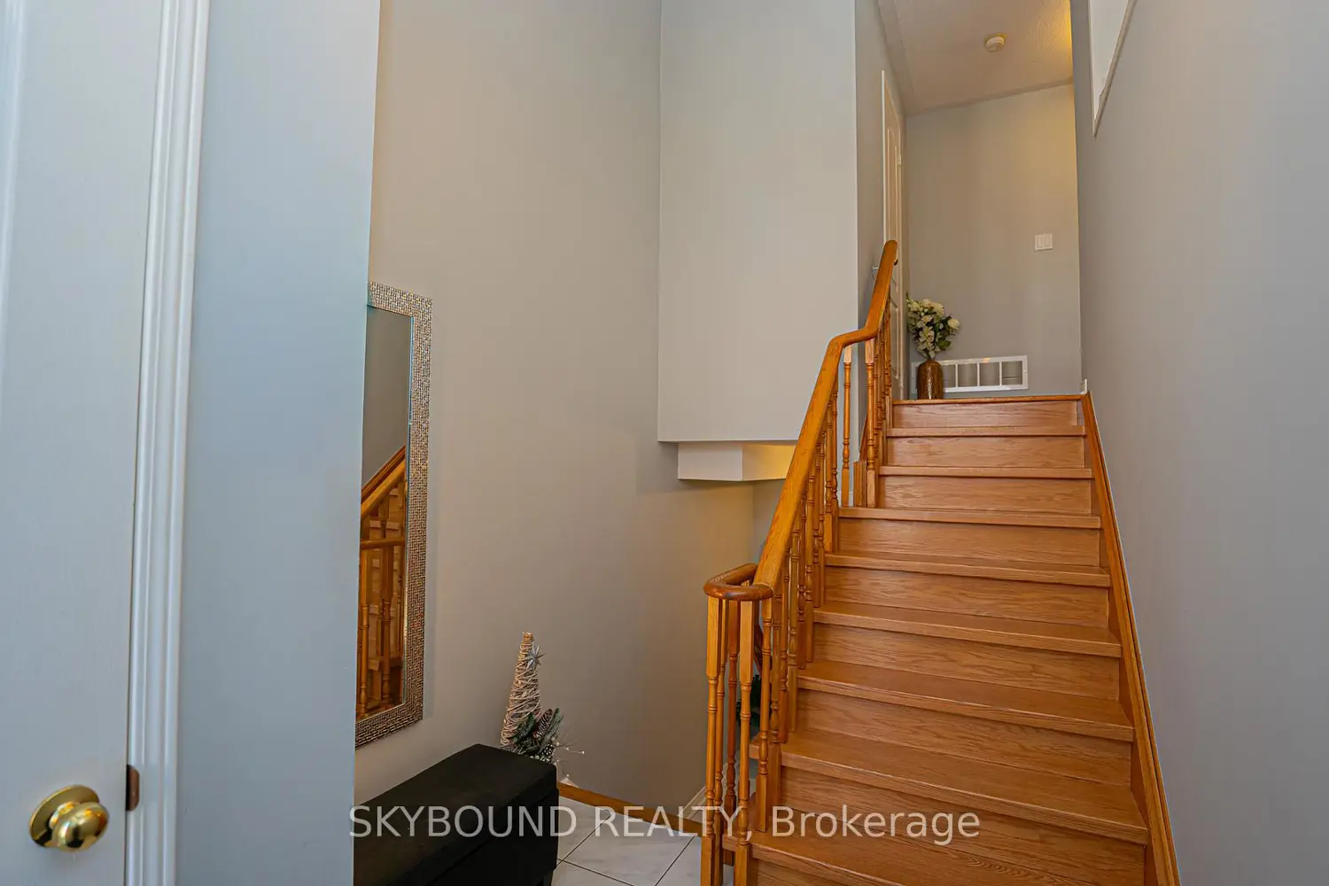 Additional image 3 of 1588 South Parade Court 43