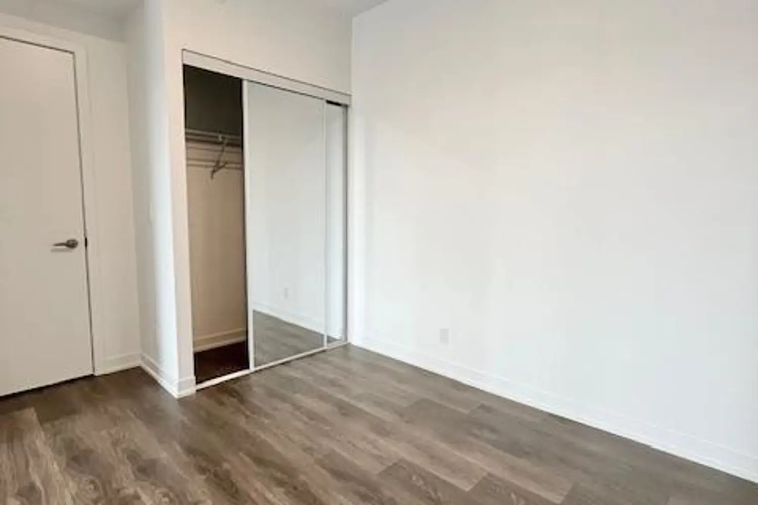 Additional image 14 of 7950 Bathurst Street 415