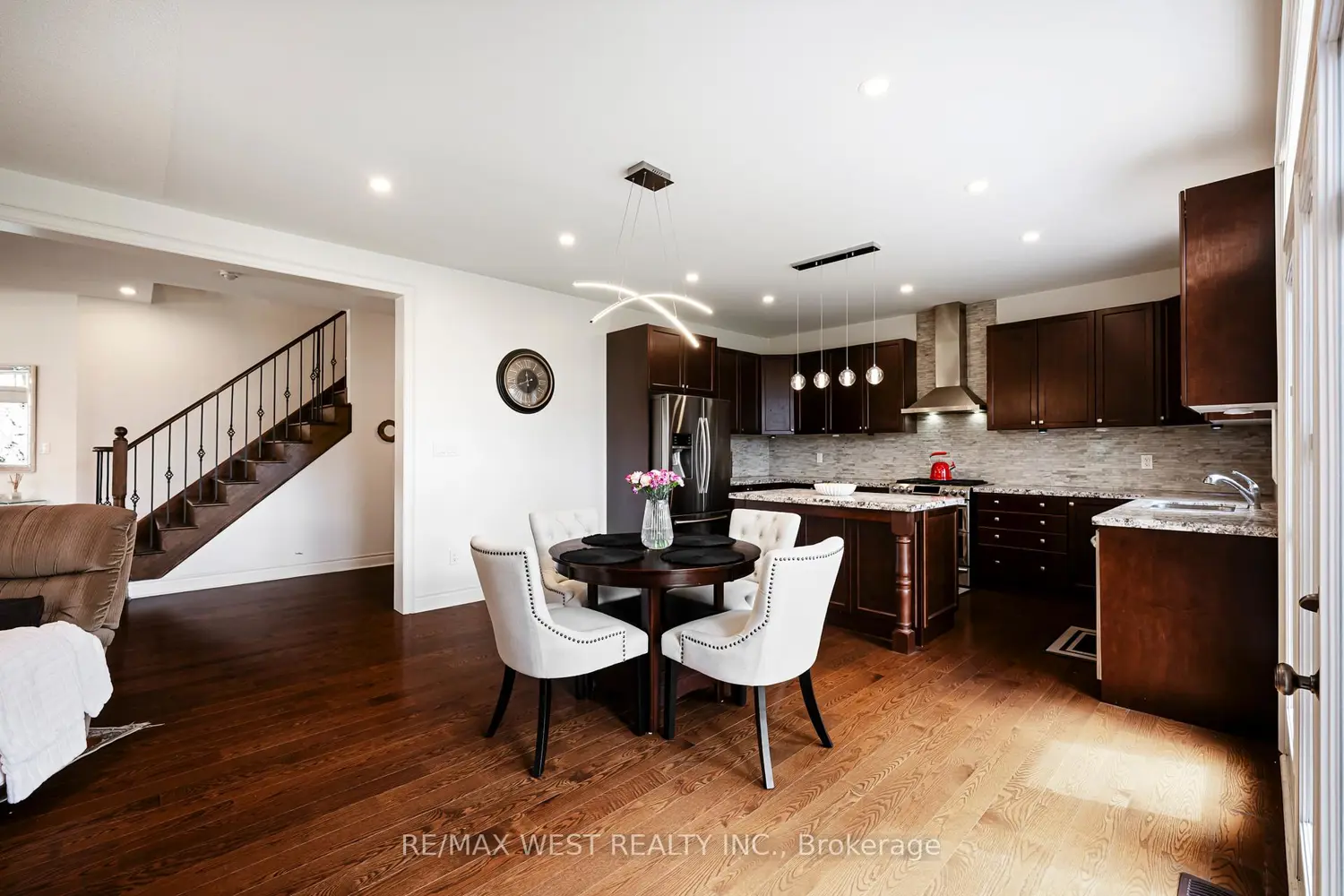 Additional image 6 of 10 Stonegate Avenue