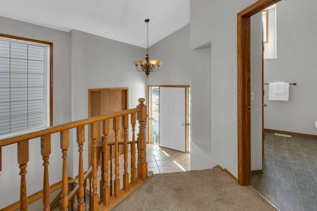 Additional image 4 of 24 Citadel Close NW, Calgary, AB, T3G 4A5