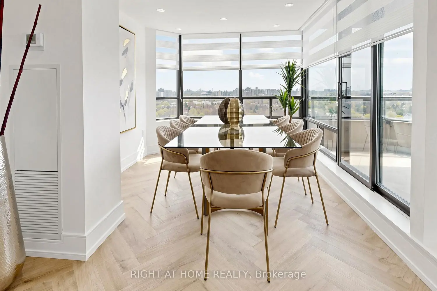 Additional image 13 of 7420 Bathurst Street 1510