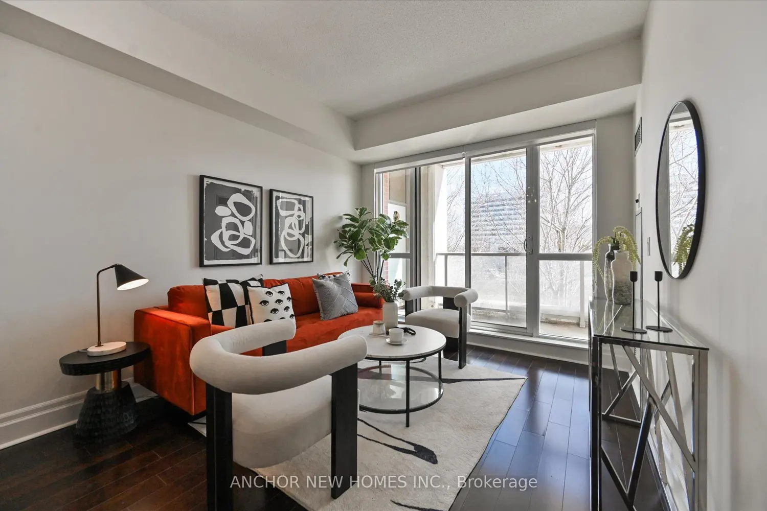 Additional image 5 of 57 Upper Duke Crescent 210