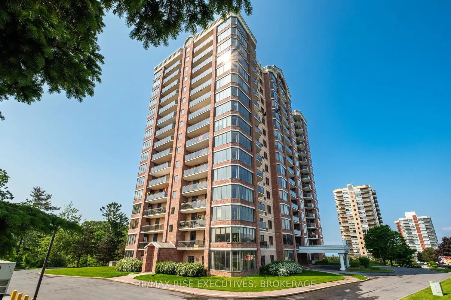 1000 King Street 102